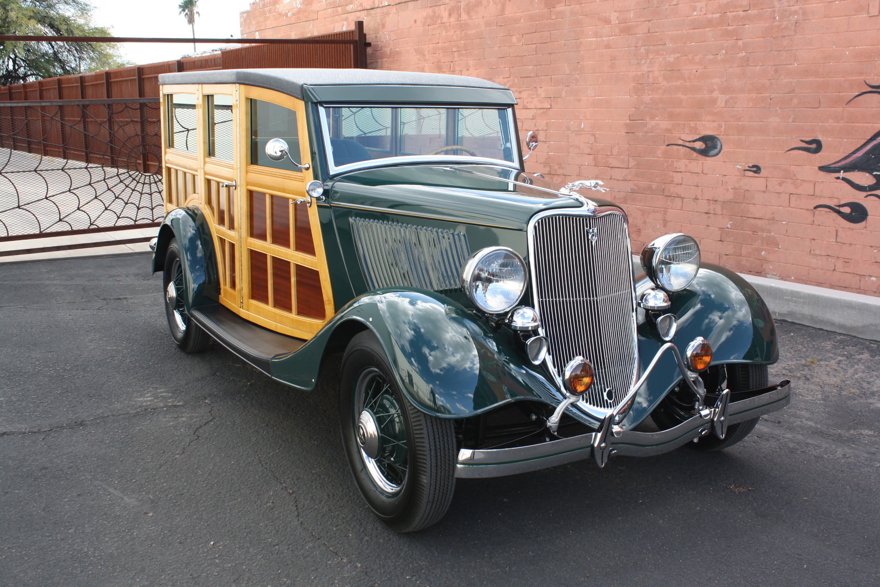 1933 Ford Woody Wagon