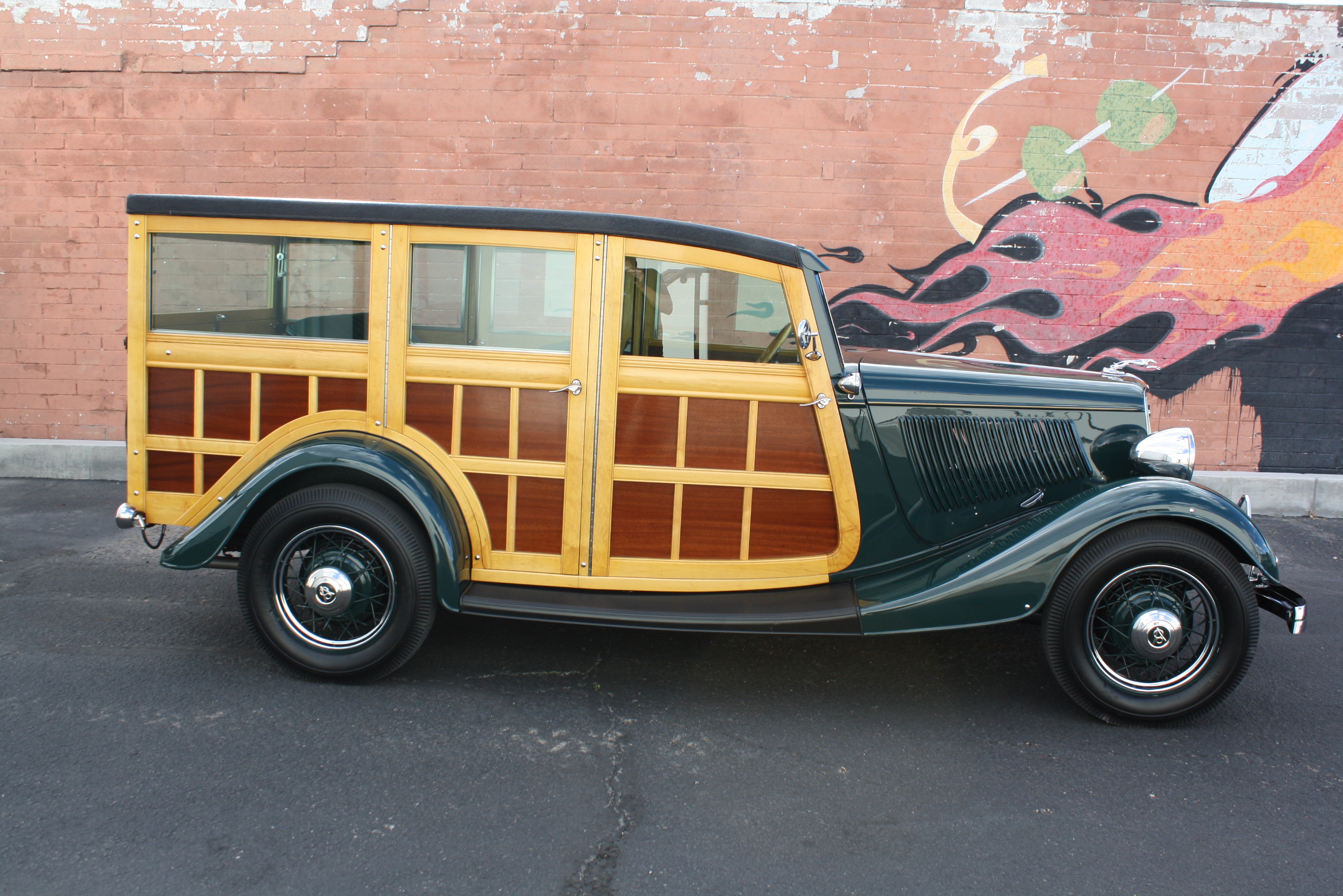 1933 Ford Woody Wagon