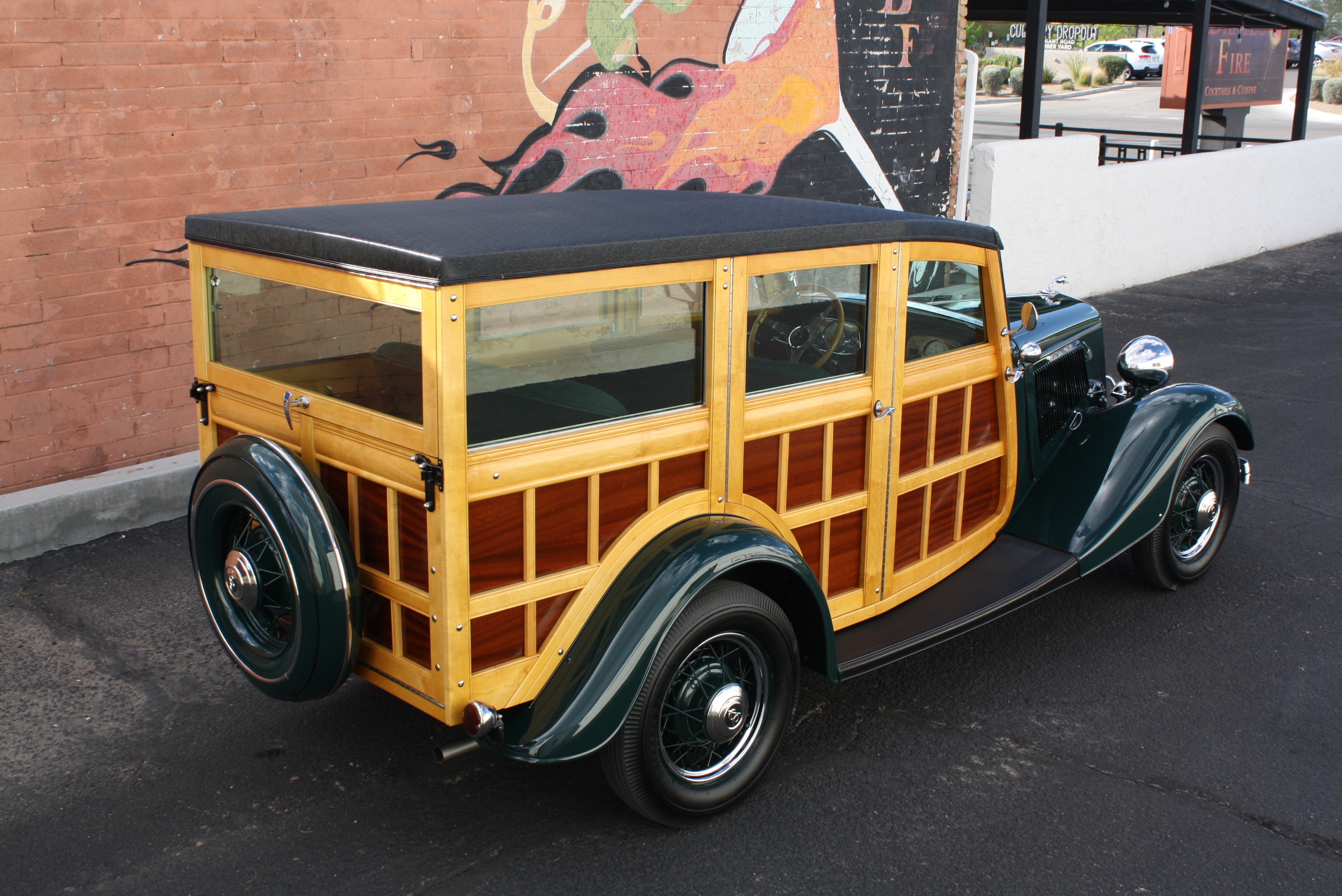 1933 Ford Woody Wagon