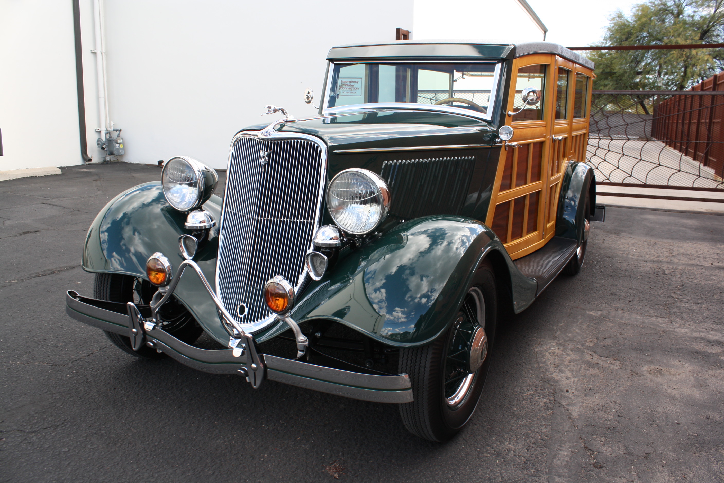 1933 Ford Woody Wagon