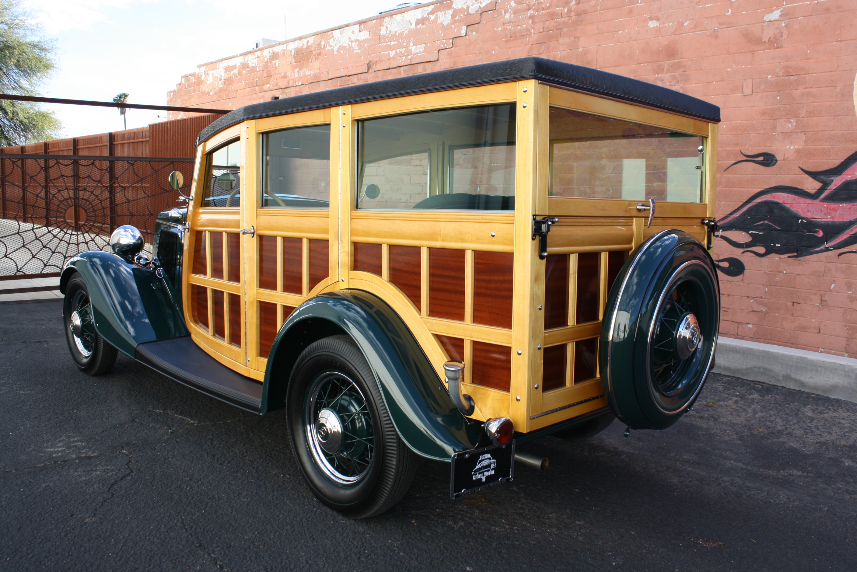 1933 Ford Woody Wagon