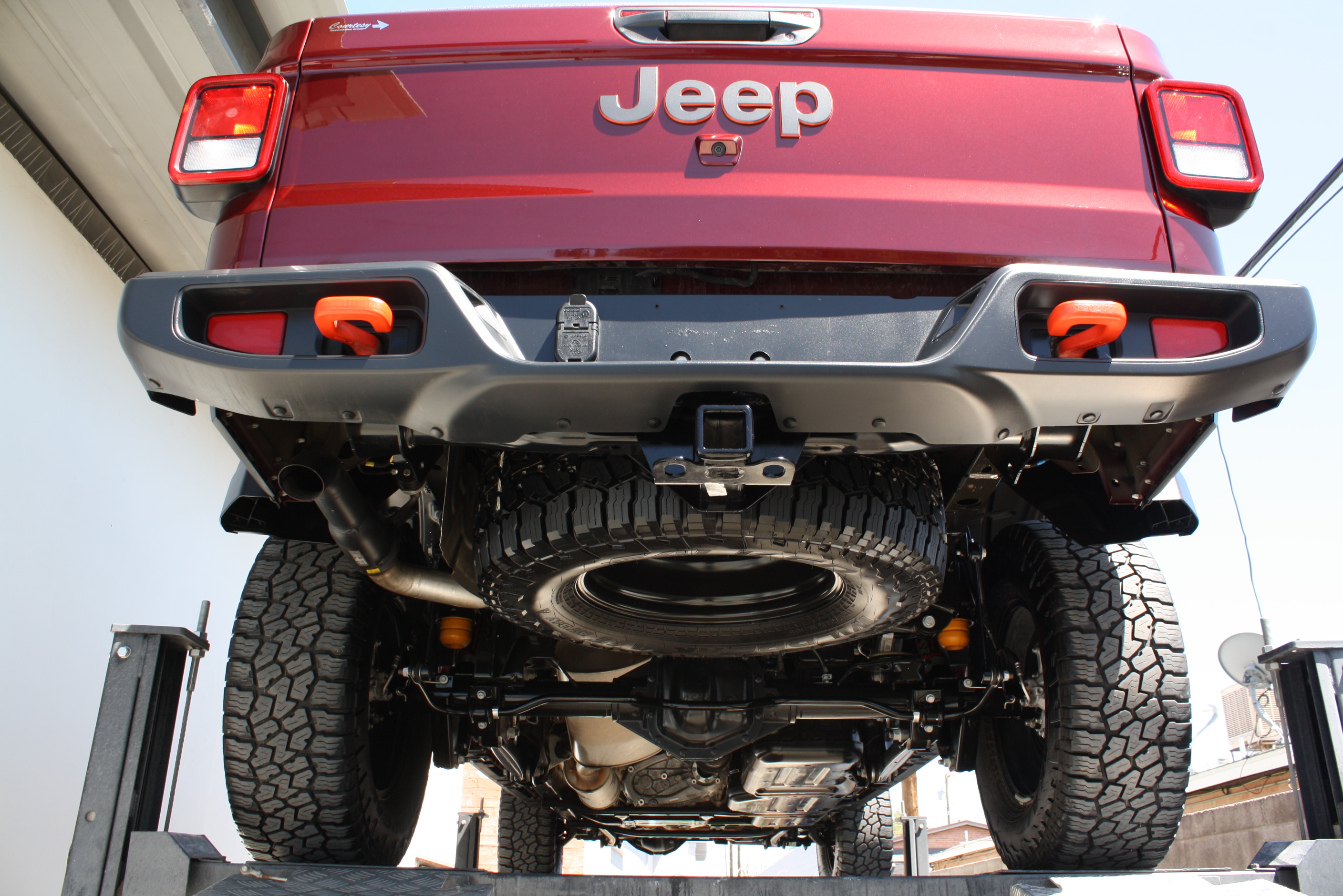 2022 Jeep Gladiator Mojave Edition