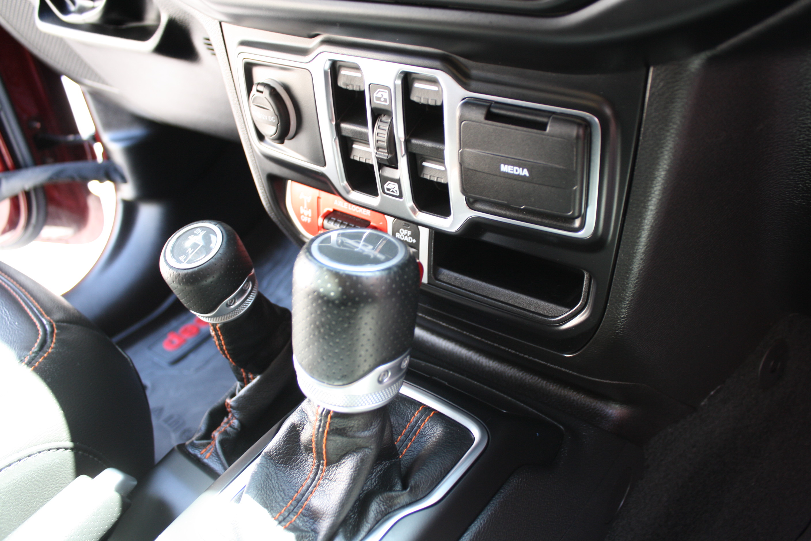 2022 Jeep Gladiator Mojave Edition