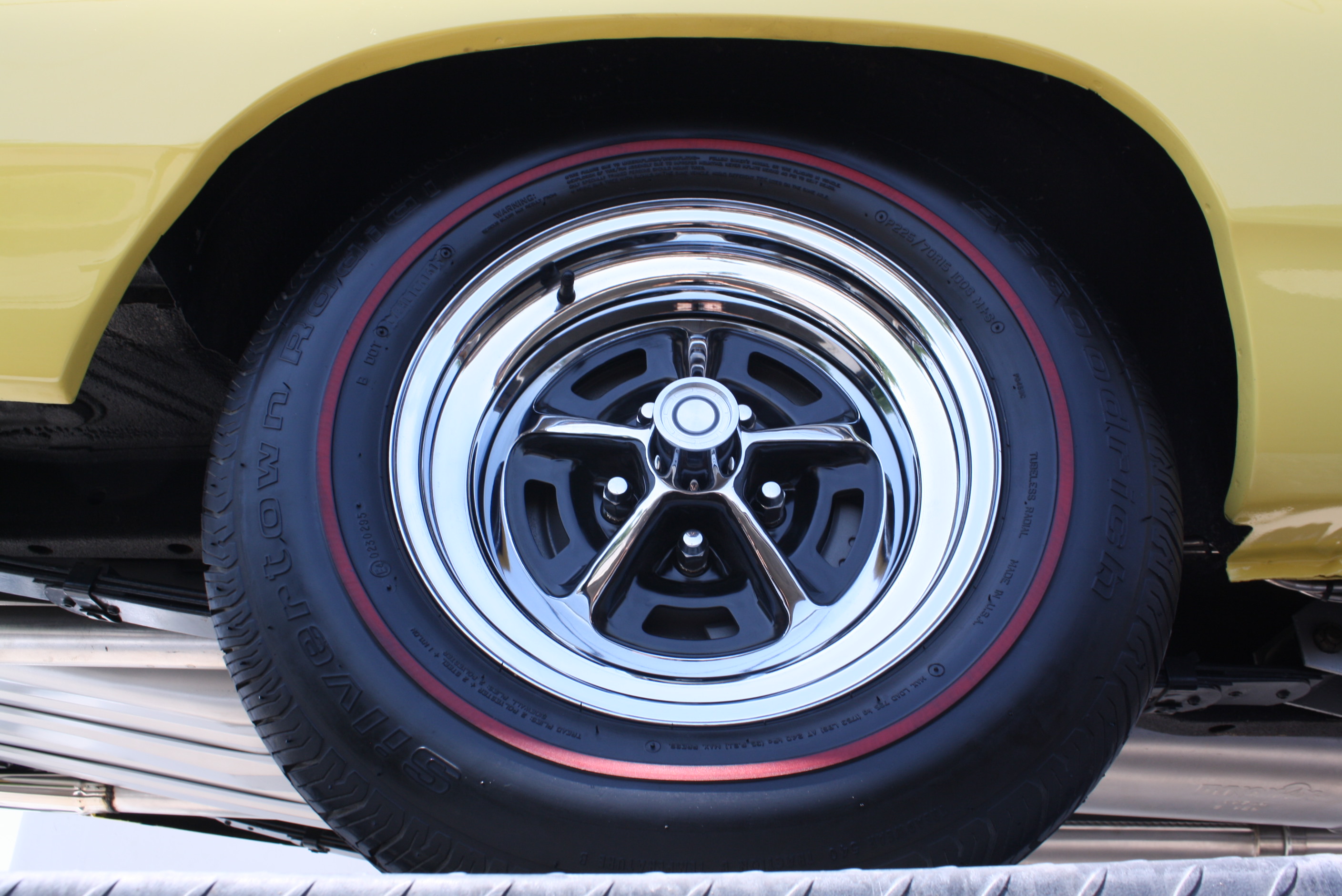 1968 Plymouth Hemi Roadrunner