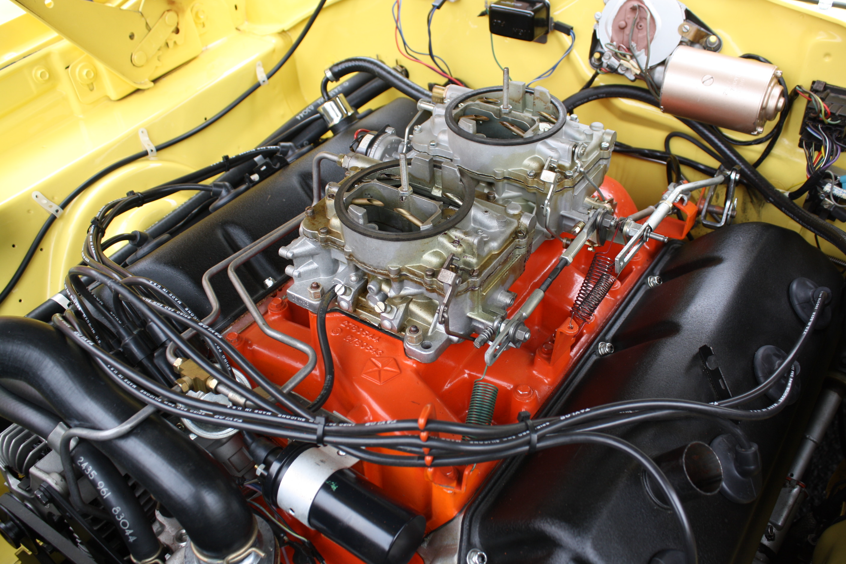 1968 Plymouth Hemi Roadrunner