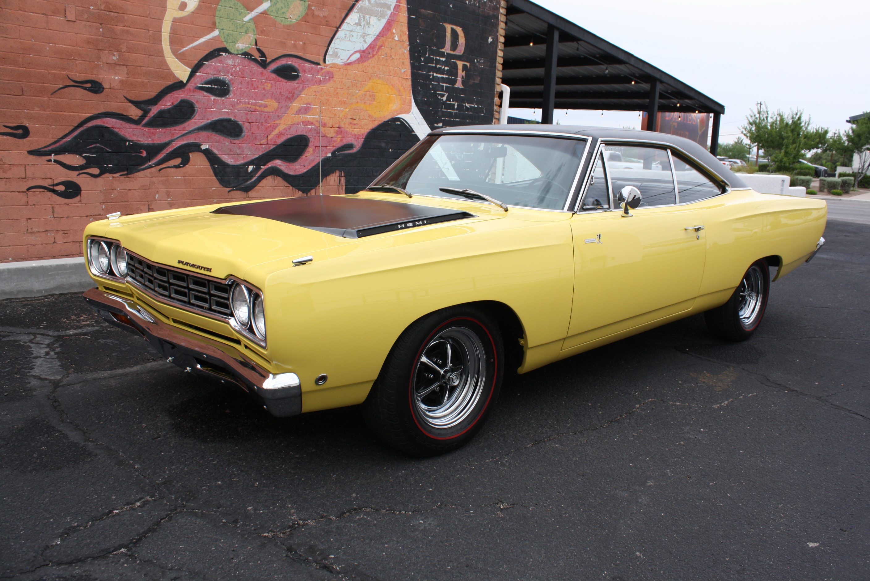 1968 Plymouth Hemi Roadrunner
