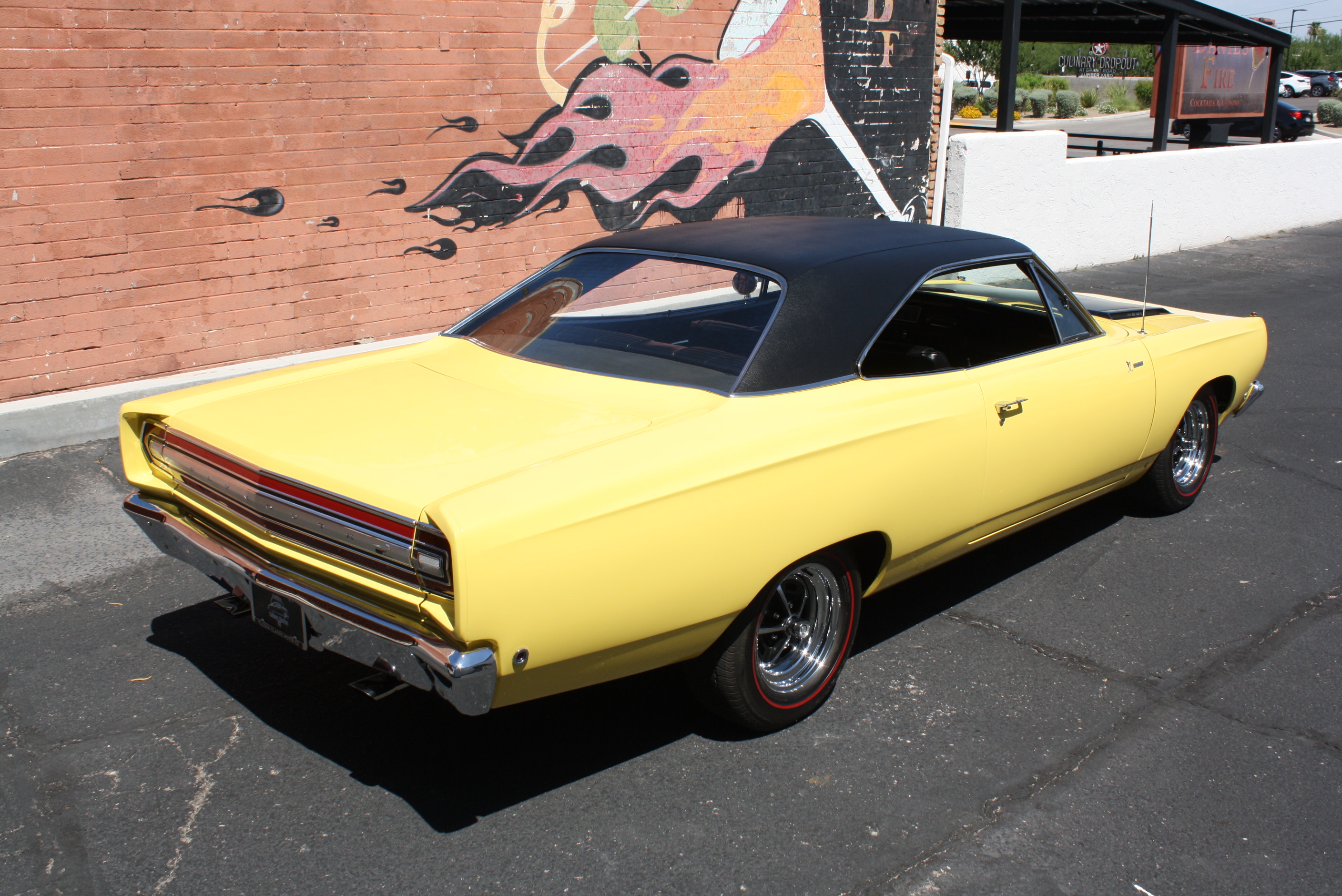 1968 Plymouth Hemi Roadrunner