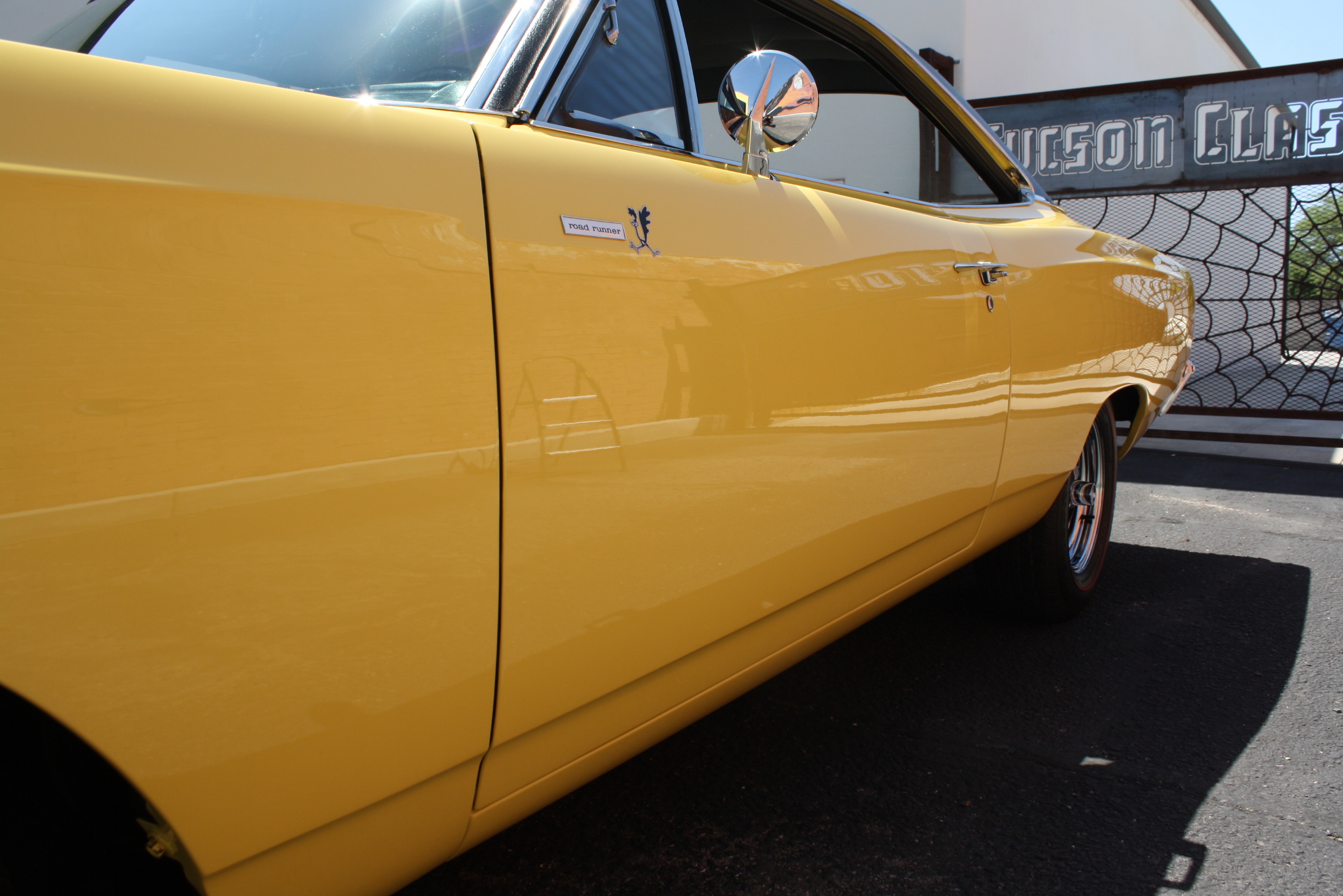 1968 Plymouth Hemi Roadrunner