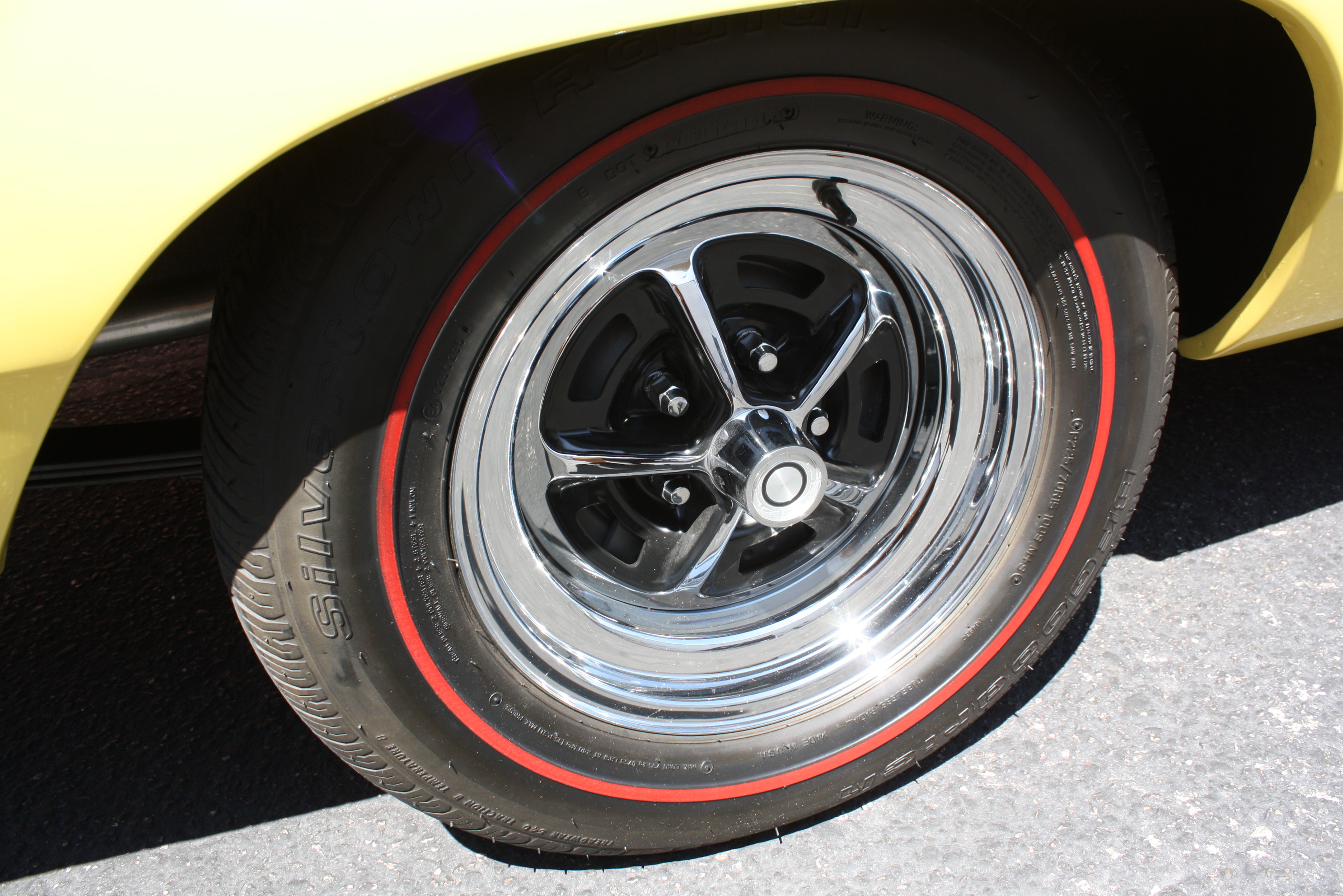 1968 Plymouth Hemi Roadrunner