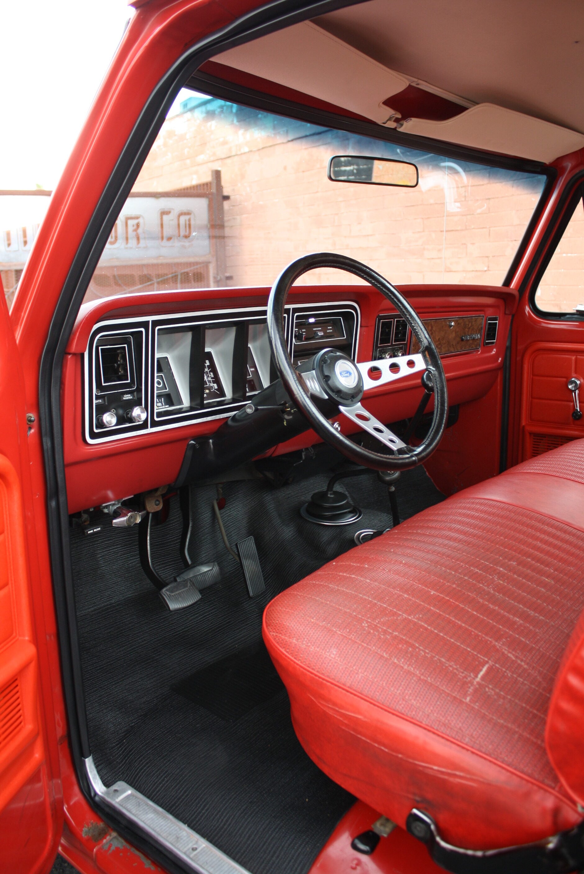 1978 Ford F150 Flareside 4×4 1 owner Truck