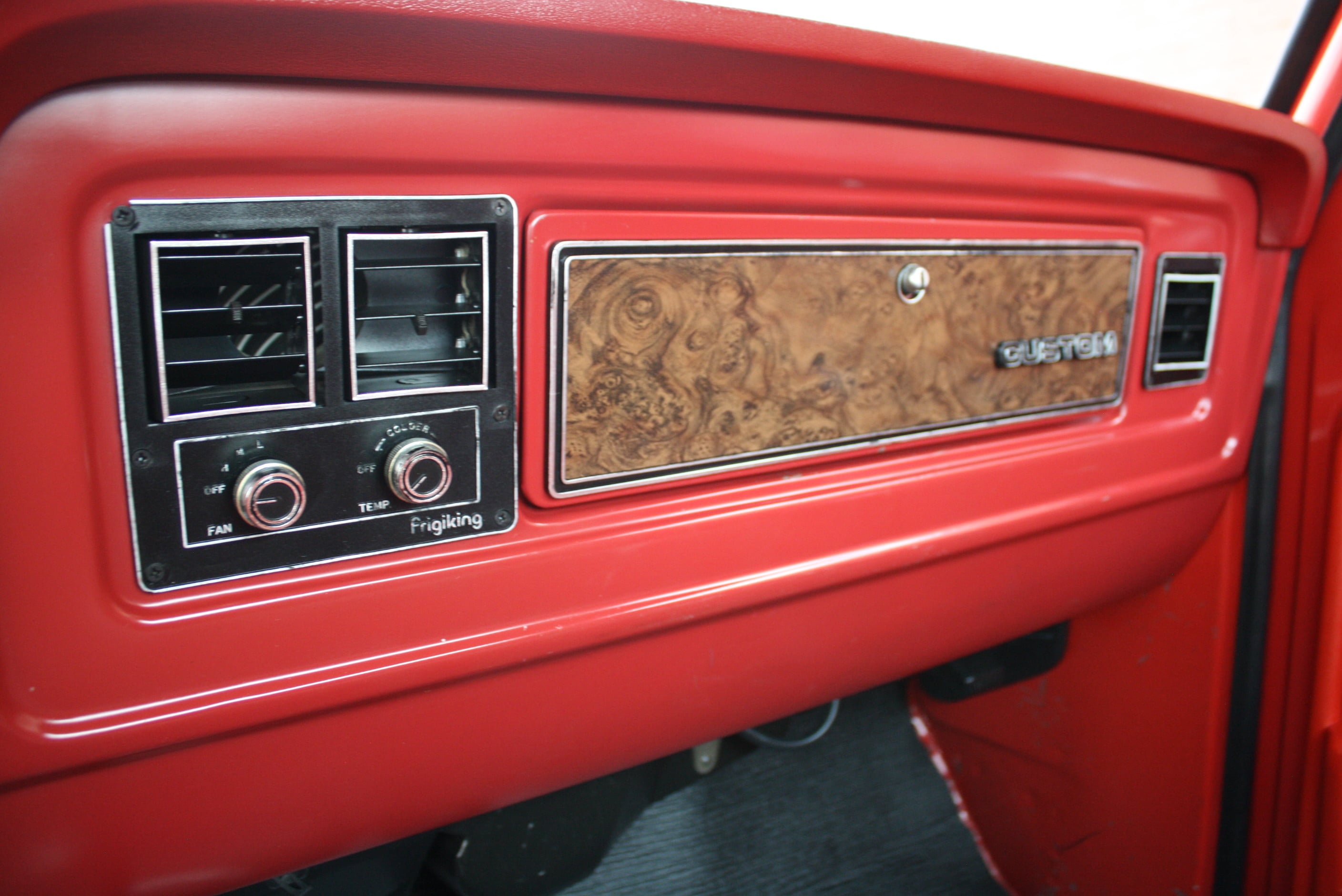 1978 Ford F150 Flareside 4×4 1 owner Truck