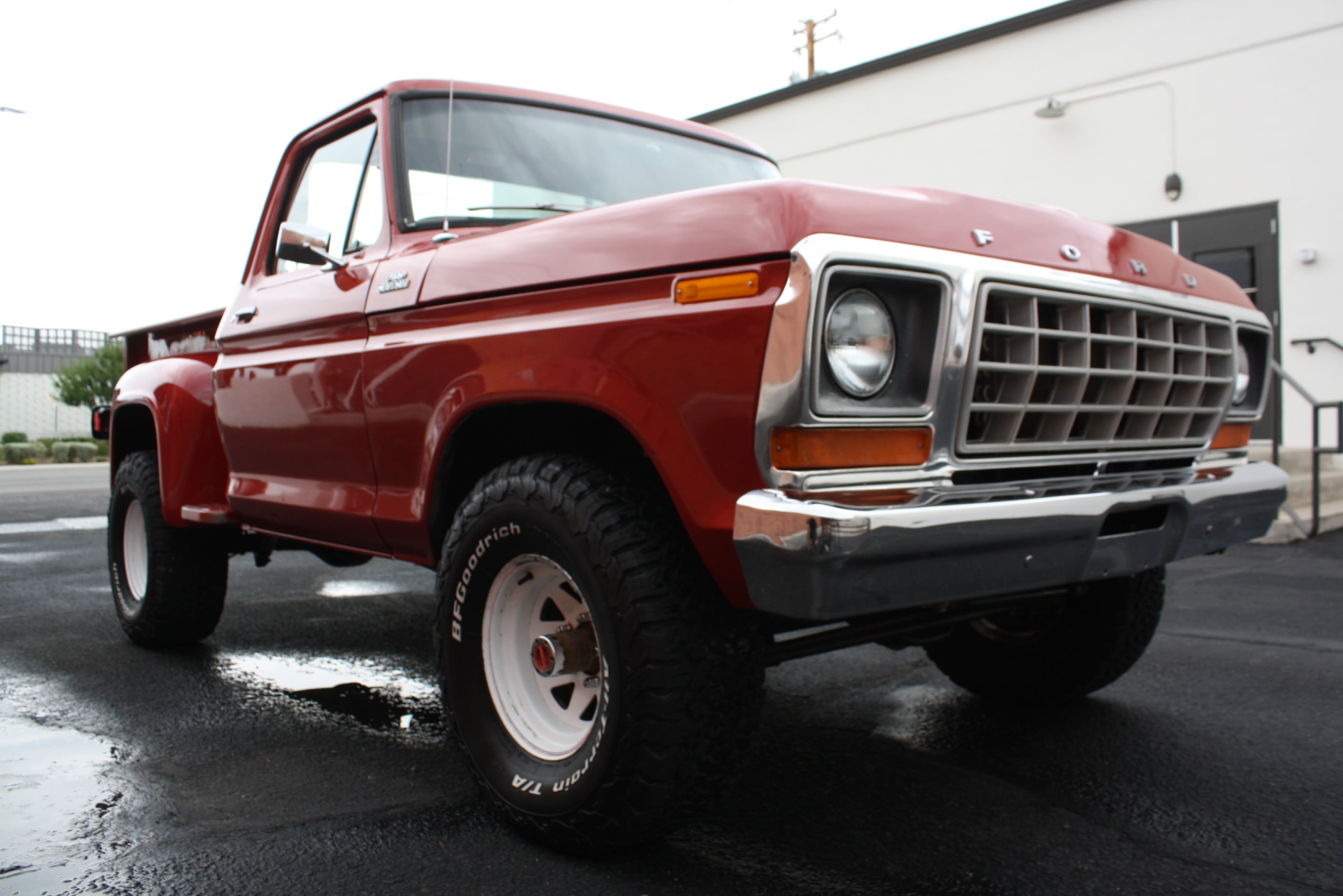 1978 Ford F150 Flareside 4×4 1 owner Truck