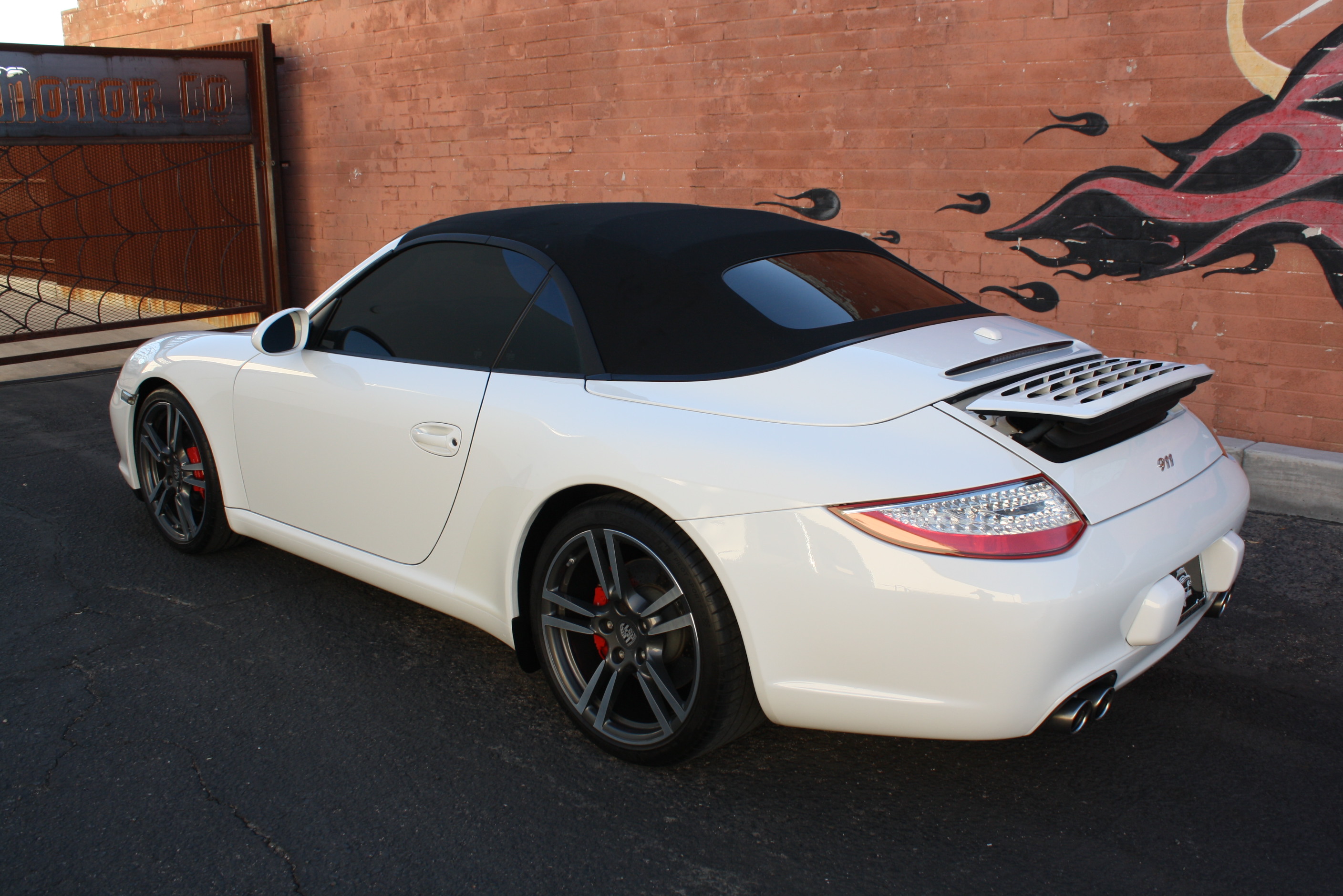 2012 Porsche 997.2 Cabriolet 6 speed Manual