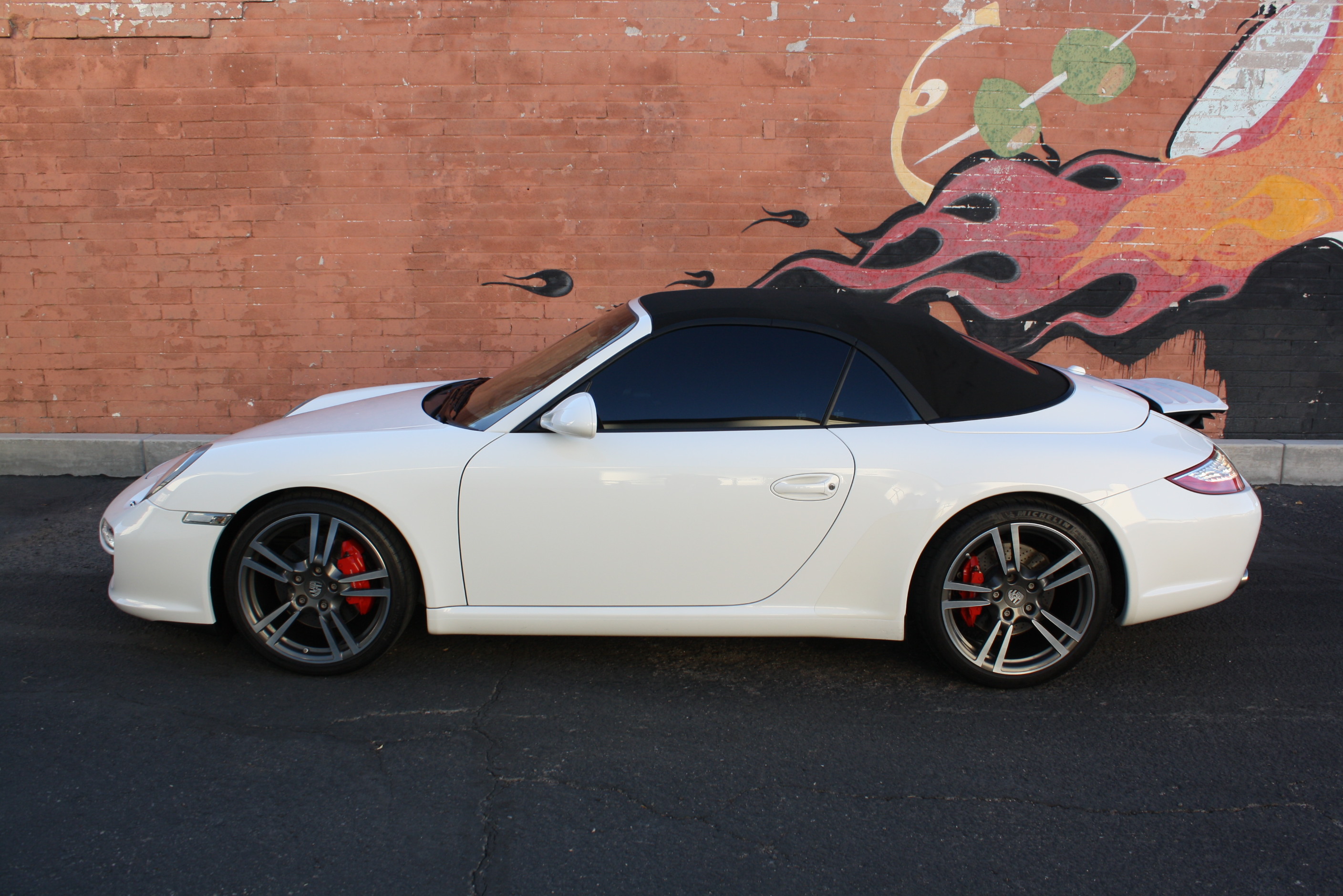 2012 Porsche 997.2 Cabriolet 6 speed Manual