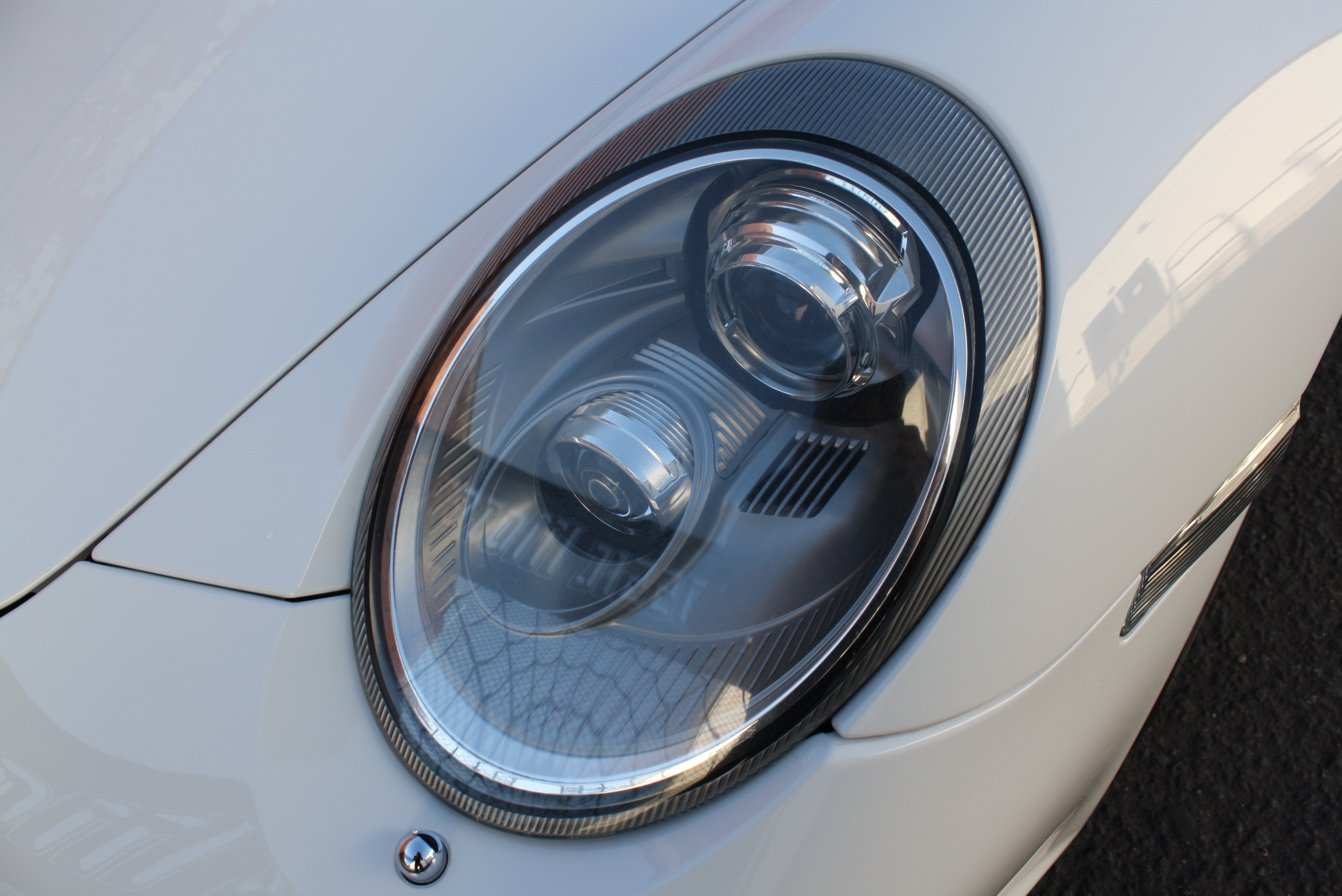 2012 Porsche 997.2 Cabriolet 6 speed Manual
