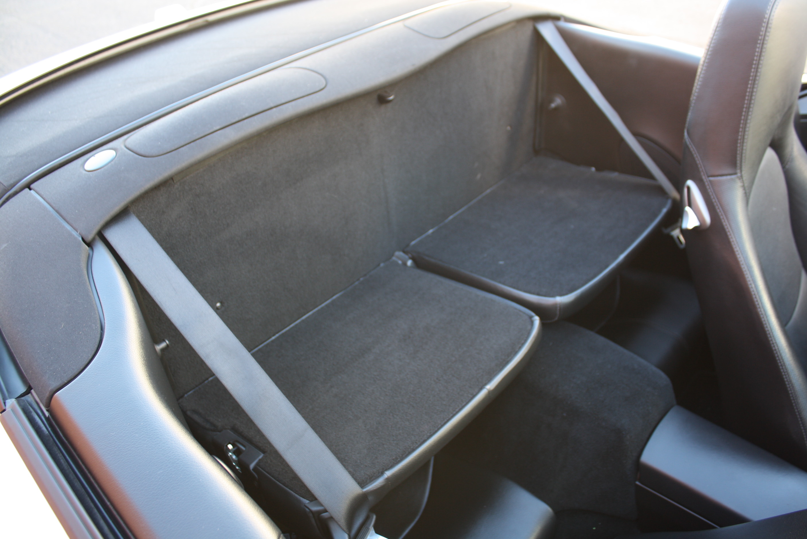 2012 Porsche 997.2 Cabriolet 6 speed Manual