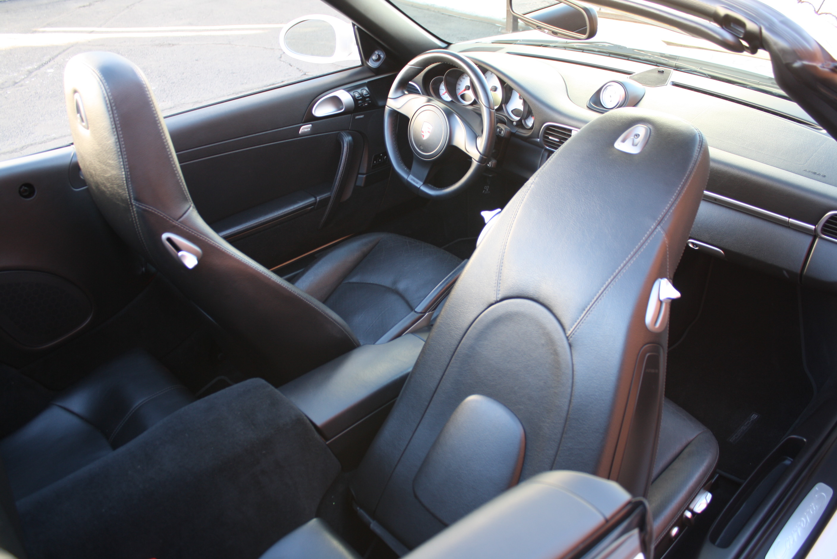 2012 Porsche 997.2 Cabriolet 6 speed Manual