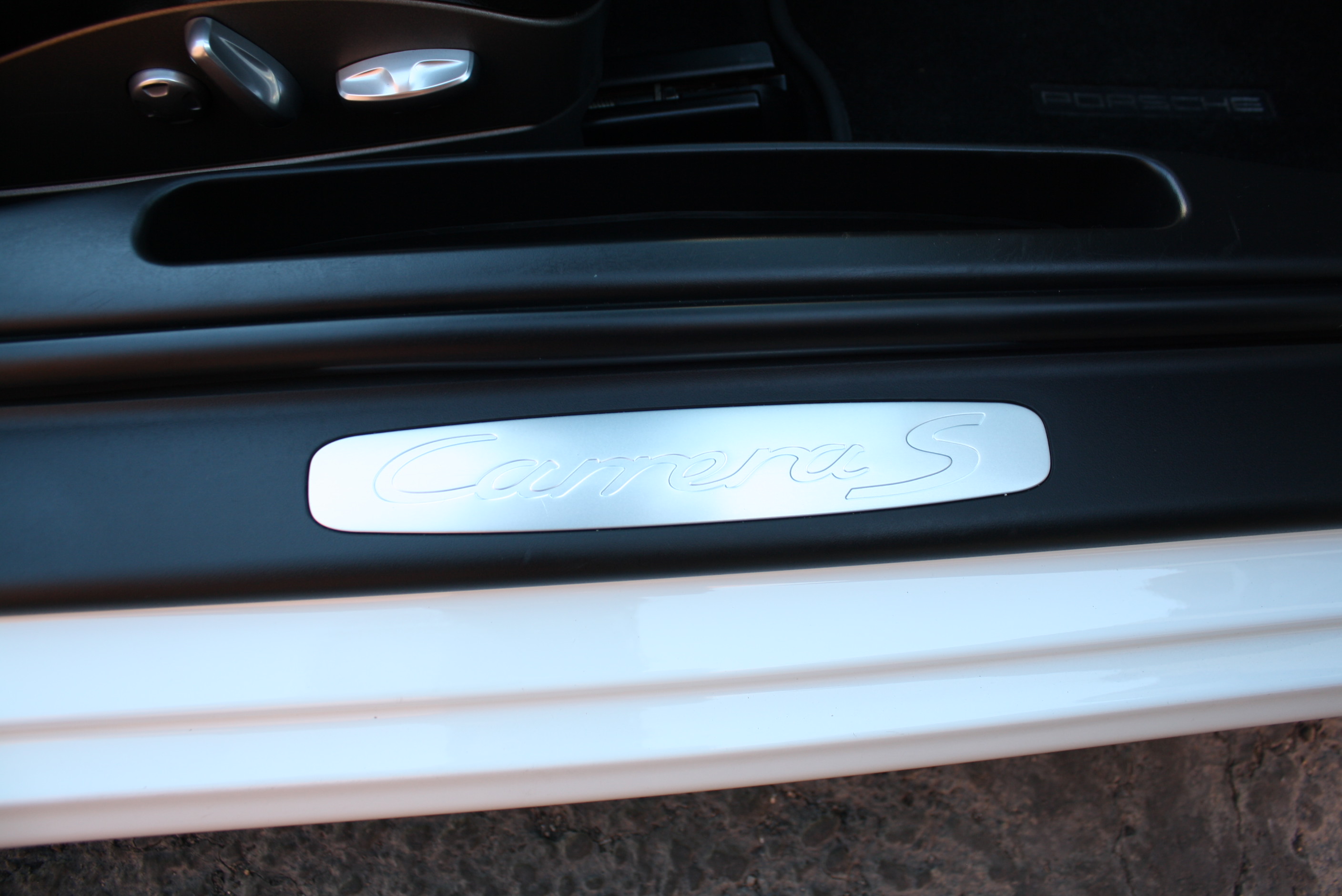 2012 Porsche 997.2 Cabriolet 6 speed Manual