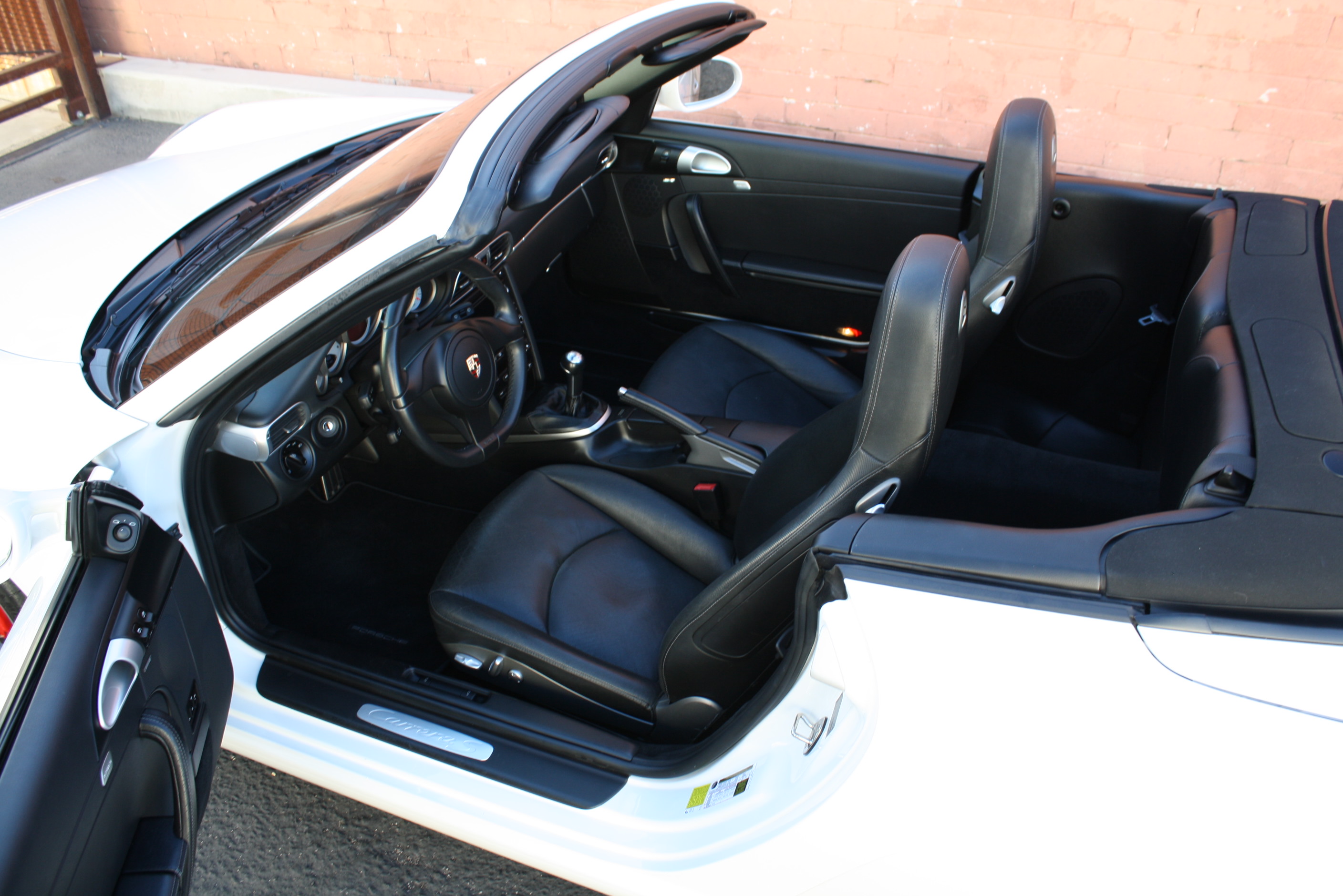 2012 Porsche 997.2 Cabriolet 6 speed Manual