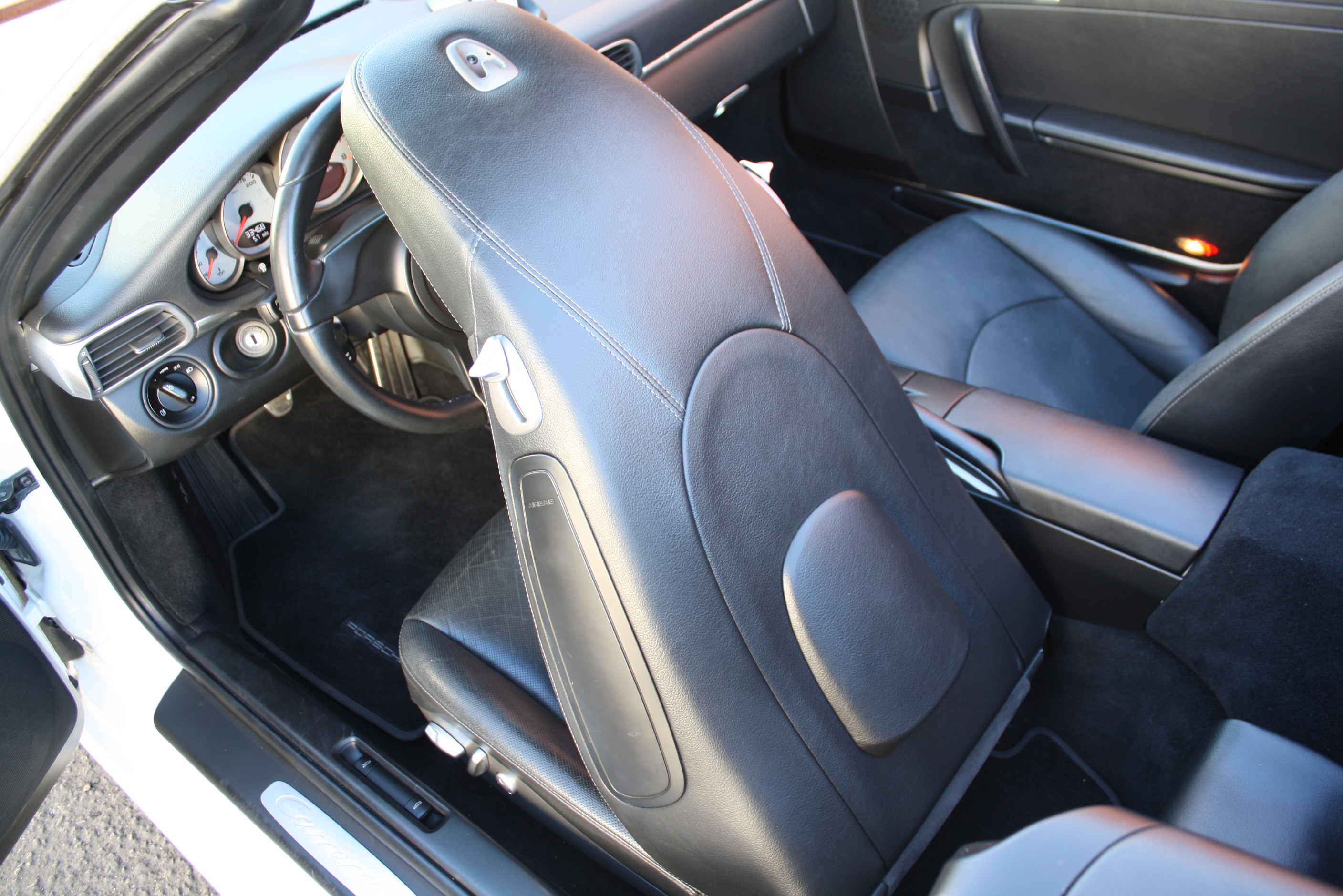 2012 Porsche 997.2 Cabriolet 6 speed Manual