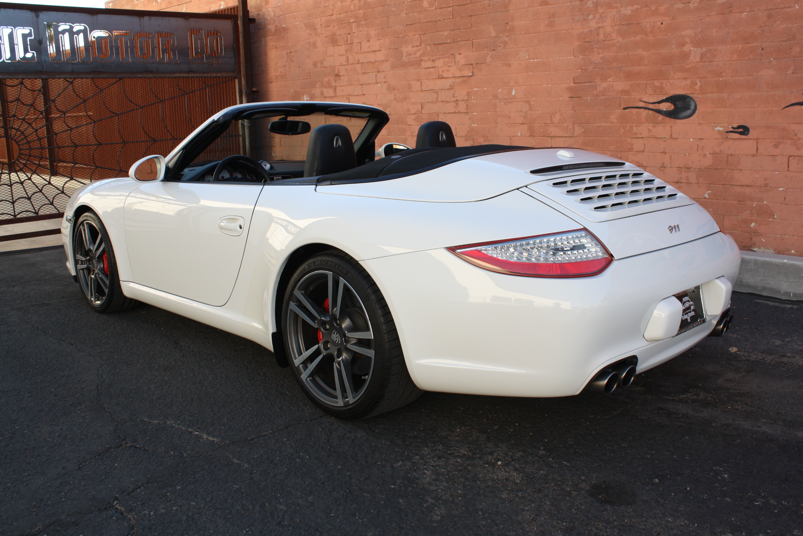 2012 Porsche 997.2 Cabriolet 6 speed Manual