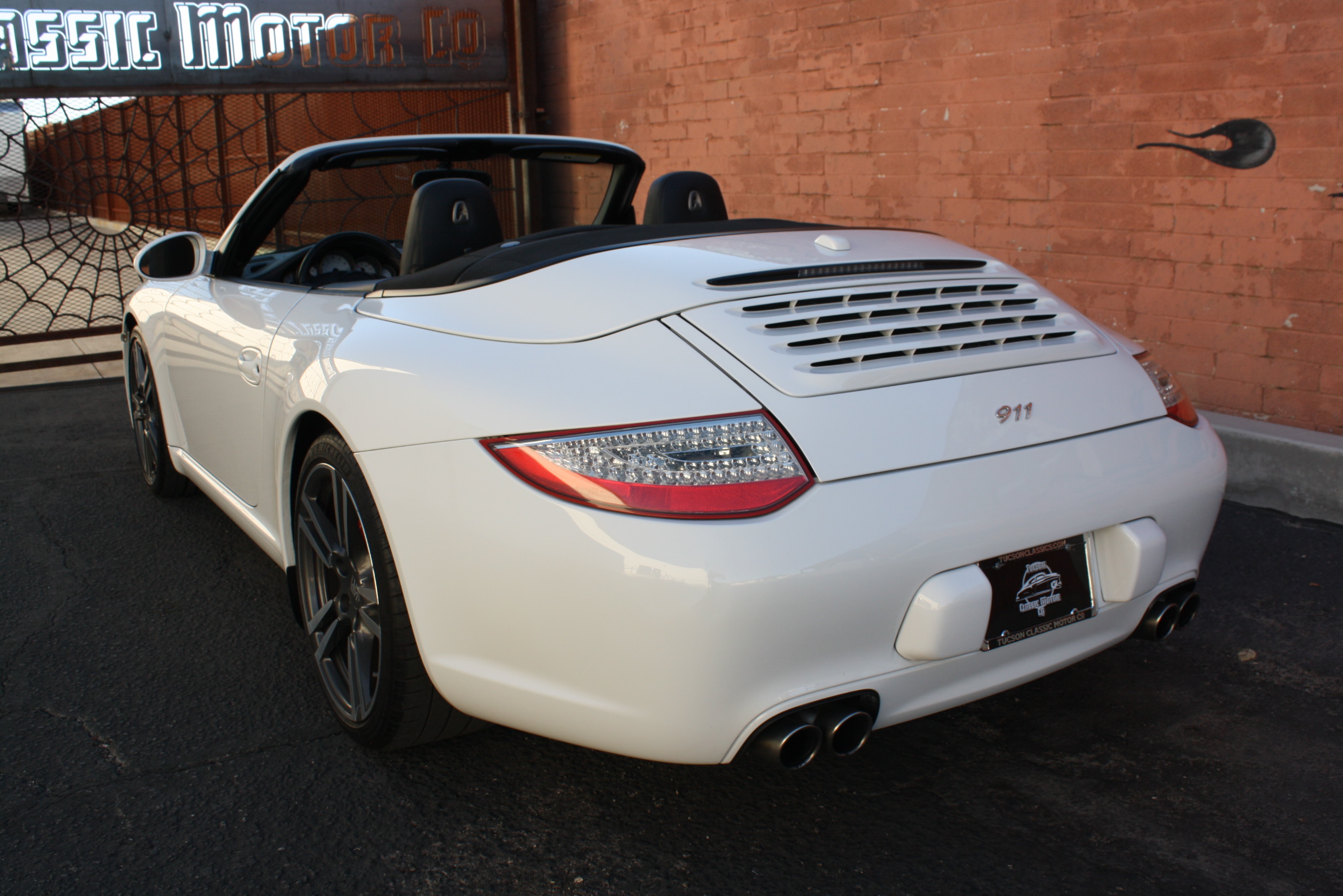 2012 Porsche 997.2 Cabriolet 6 speed Manual