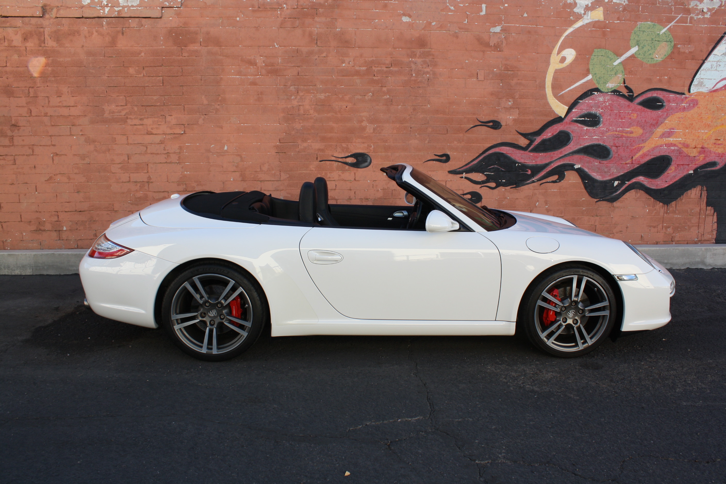 2012 Porsche 997.2 Cabriolet 6 speed Manual