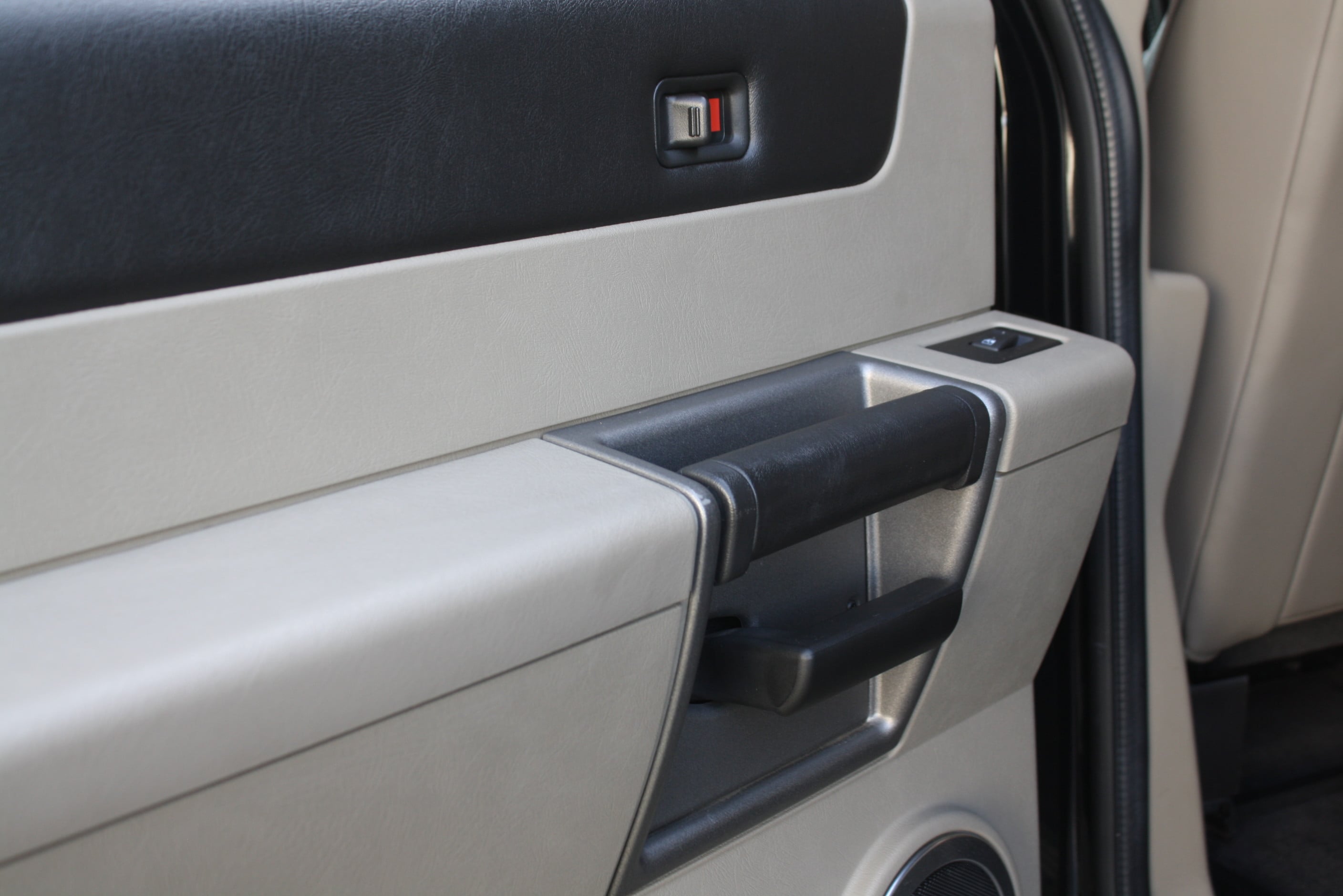 2004 Hummer H2