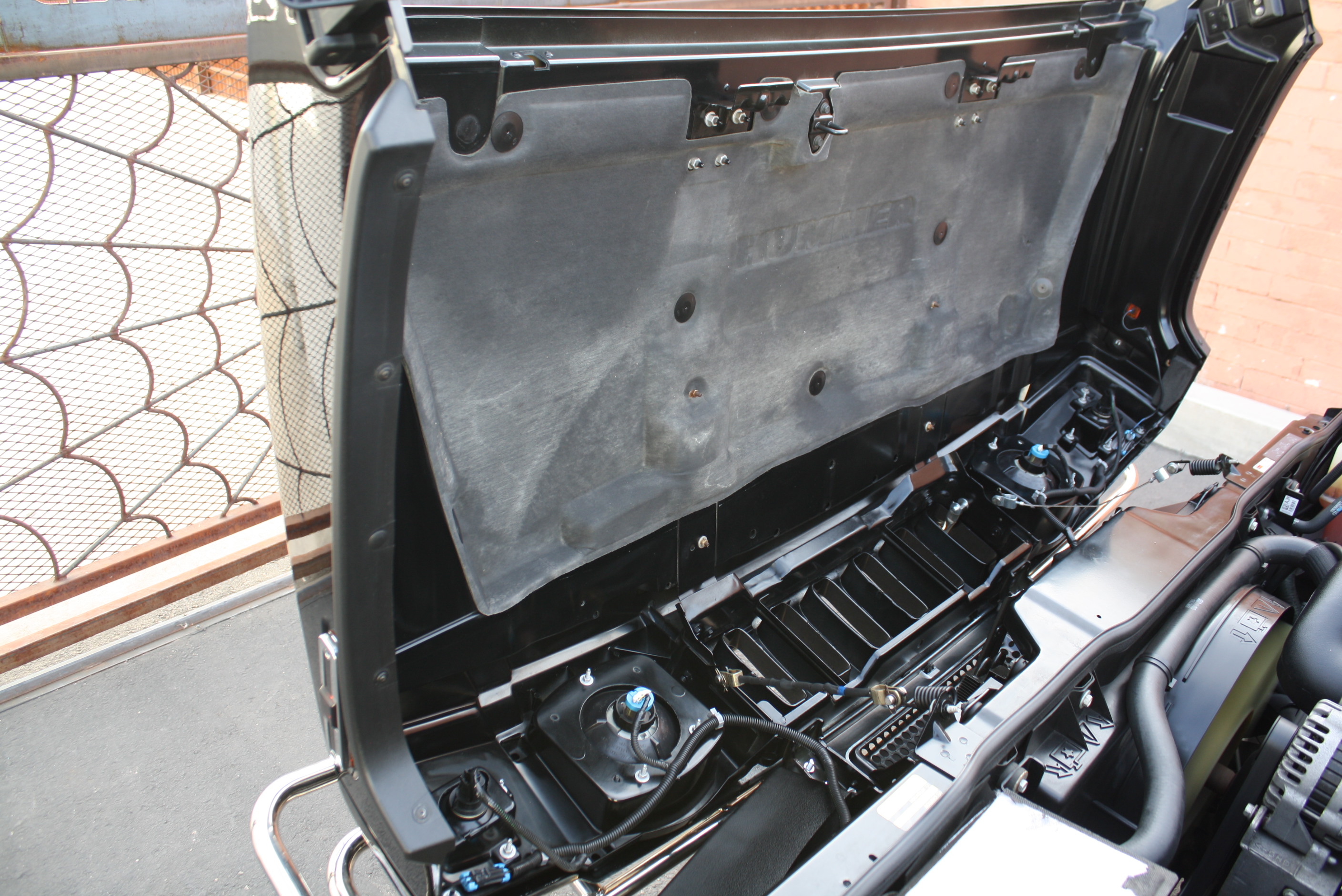 2004 Hummer H2