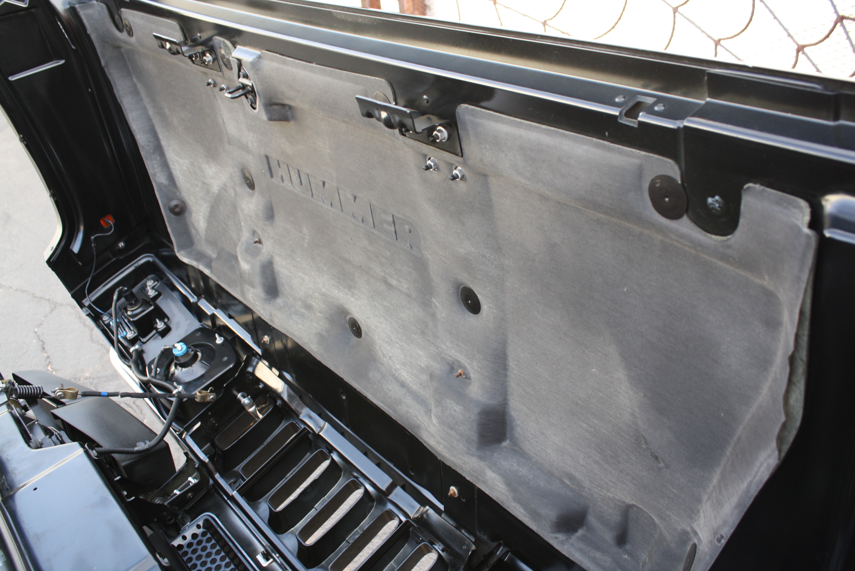 2004 Hummer H2