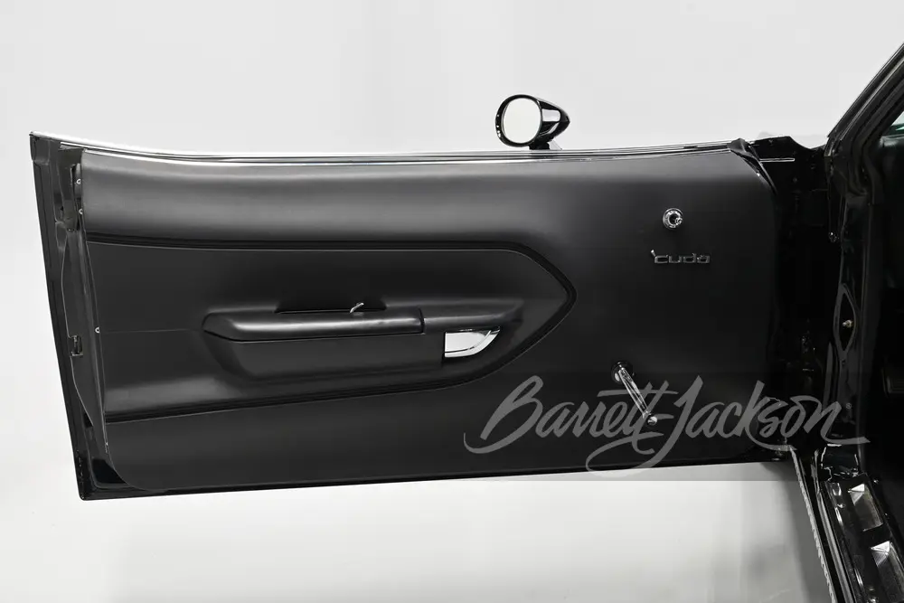 ex Nicolas Cage 1970 HEMI CUDA