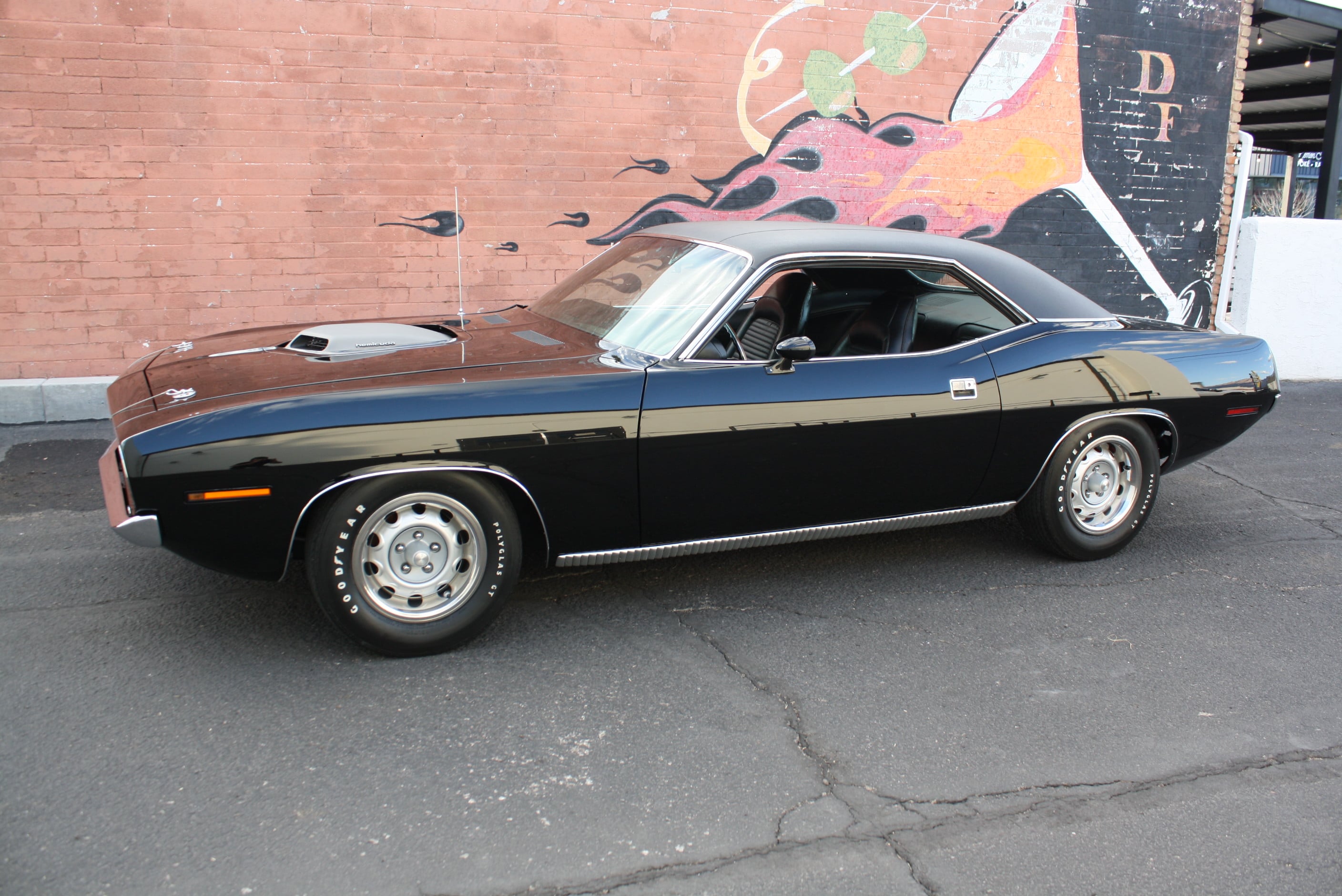 ex Nicolas Cage 1970 HEMI CUDA
