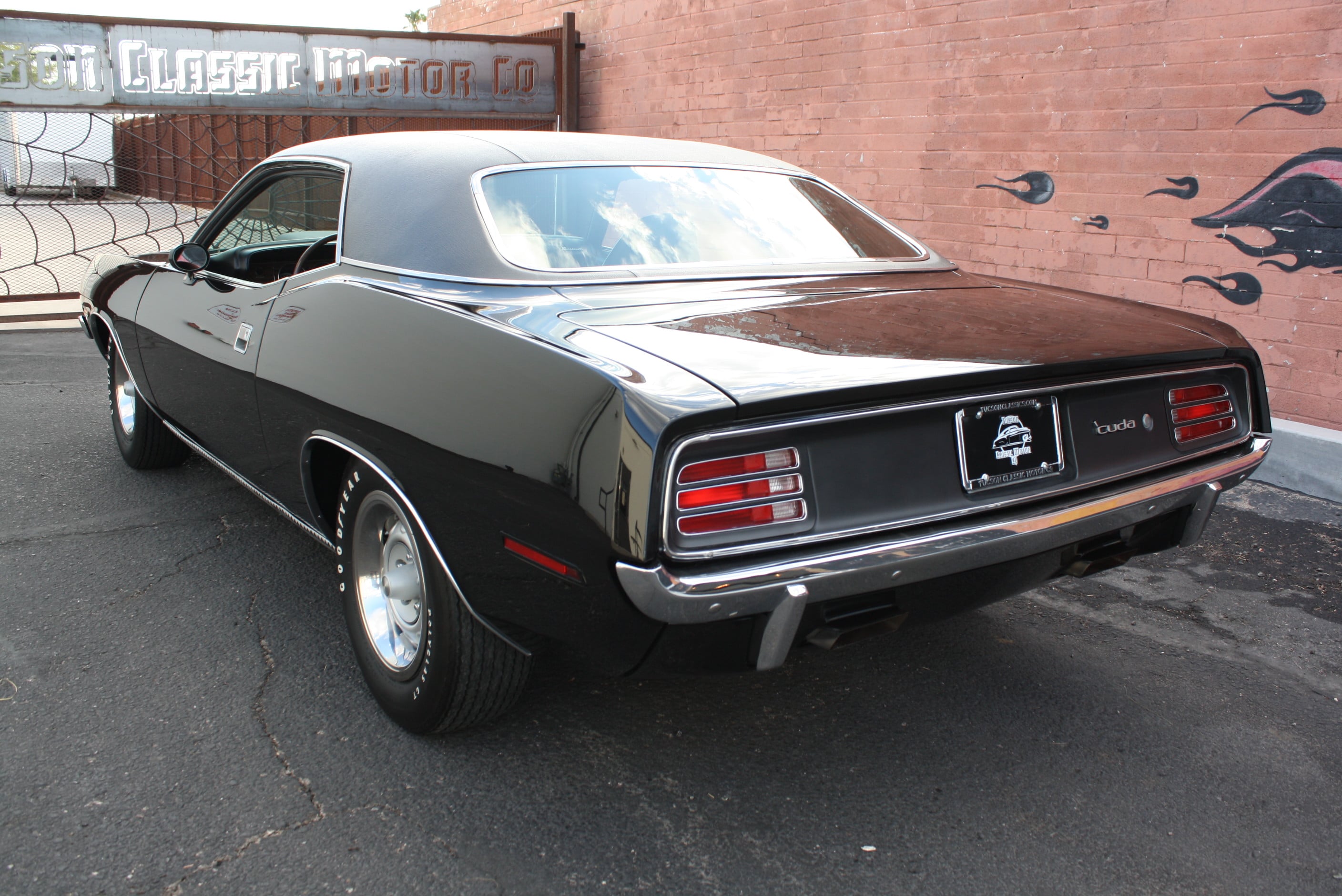 ex Nicolas Cage 1970 HEMI CUDA