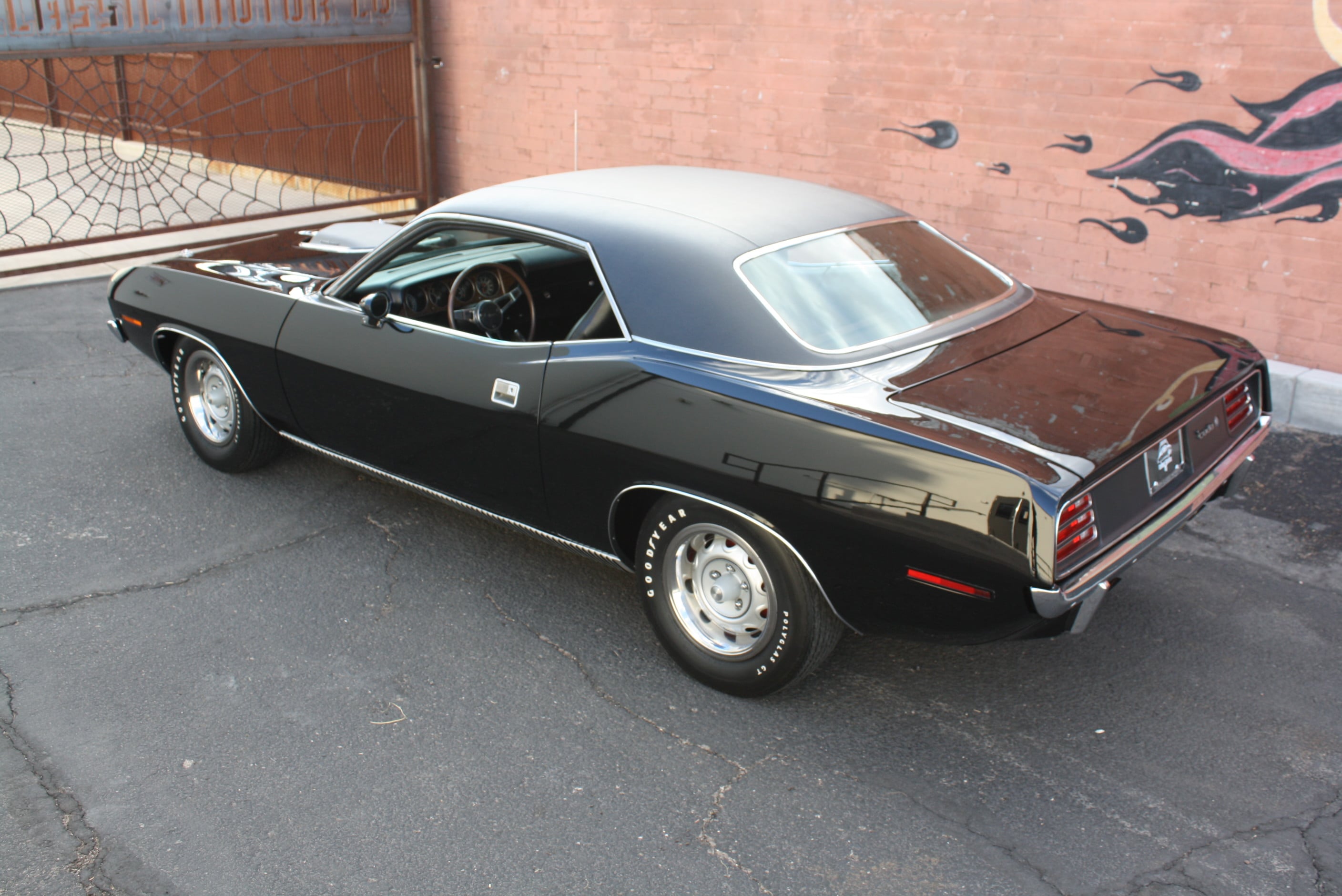 ex Nicolas Cage 1970 HEMI CUDA