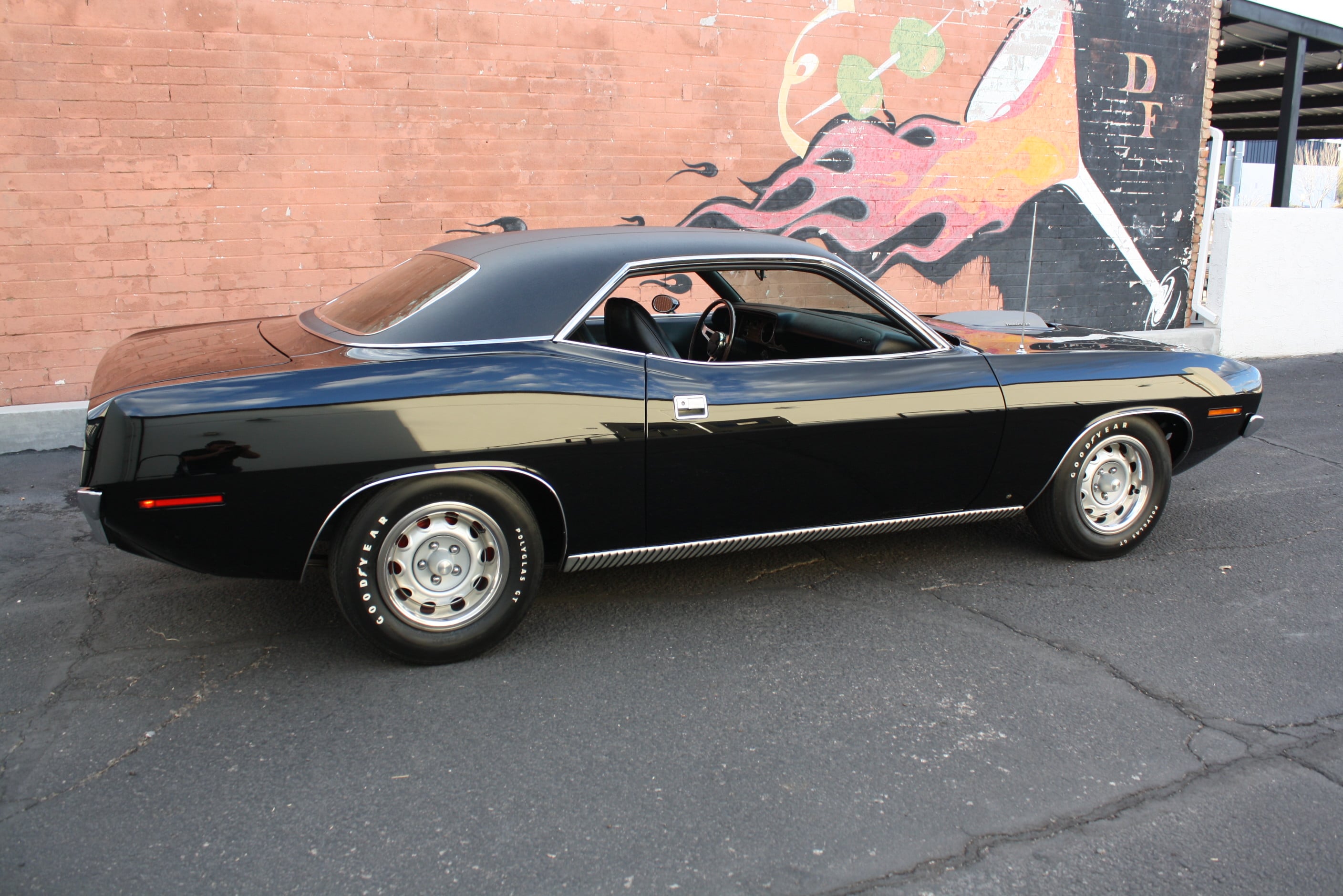 ex Nicolas Cage 1970 HEMI CUDA