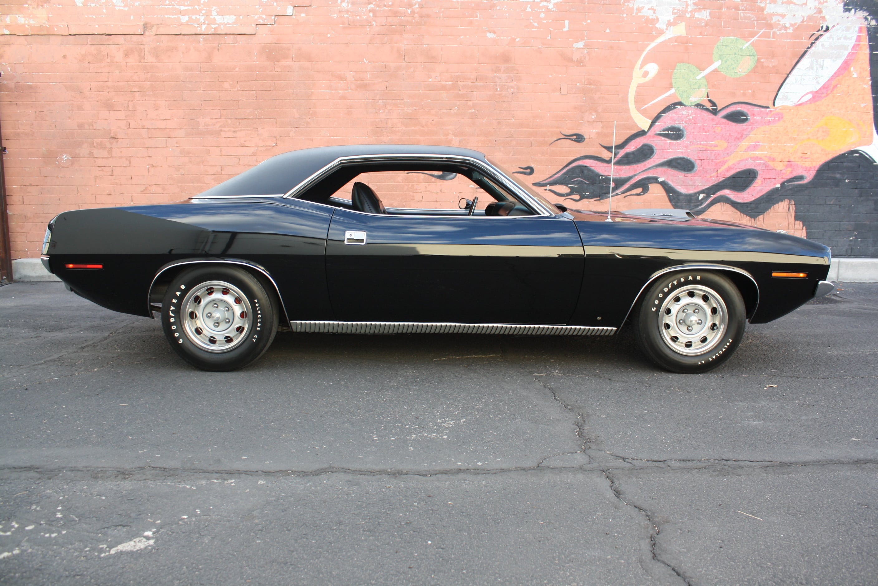 ex Nicolas Cage 1970 HEMI CUDA