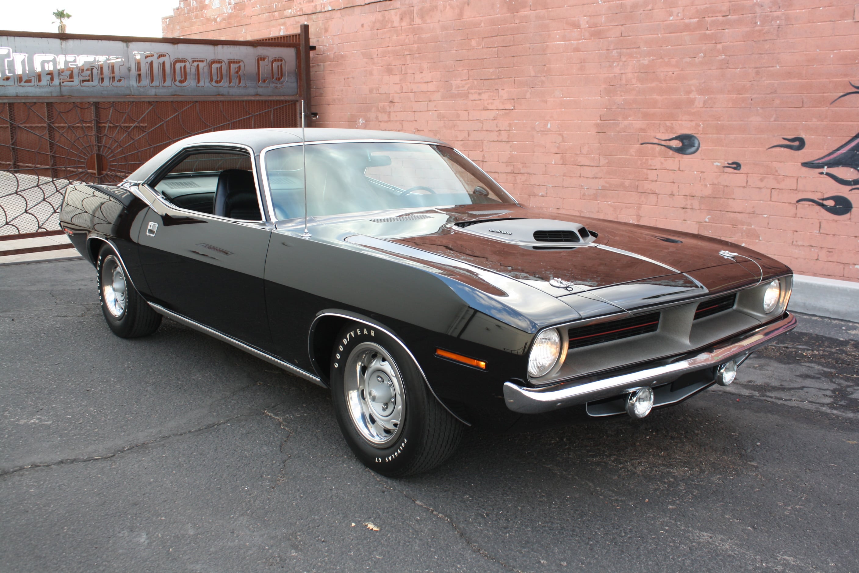 ex Nicolas Cage 1970 HEMI CUDA