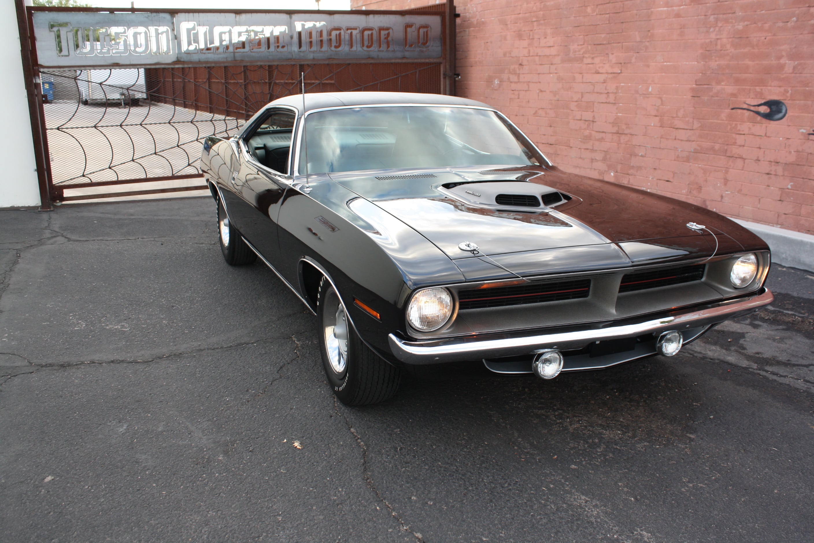 ex Nicolas Cage 1970 HEMI CUDA