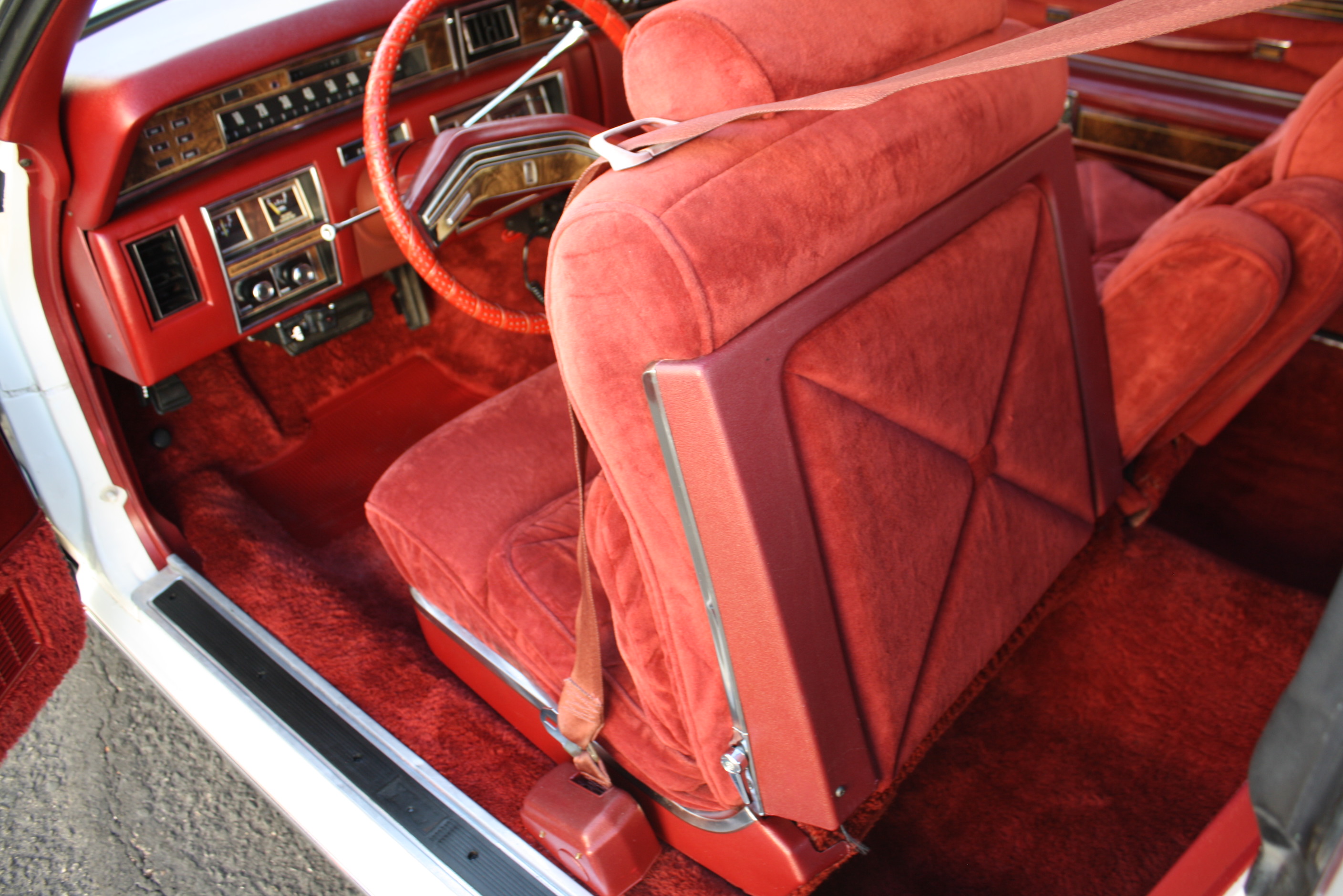 1977 Lincoln Town Coupe