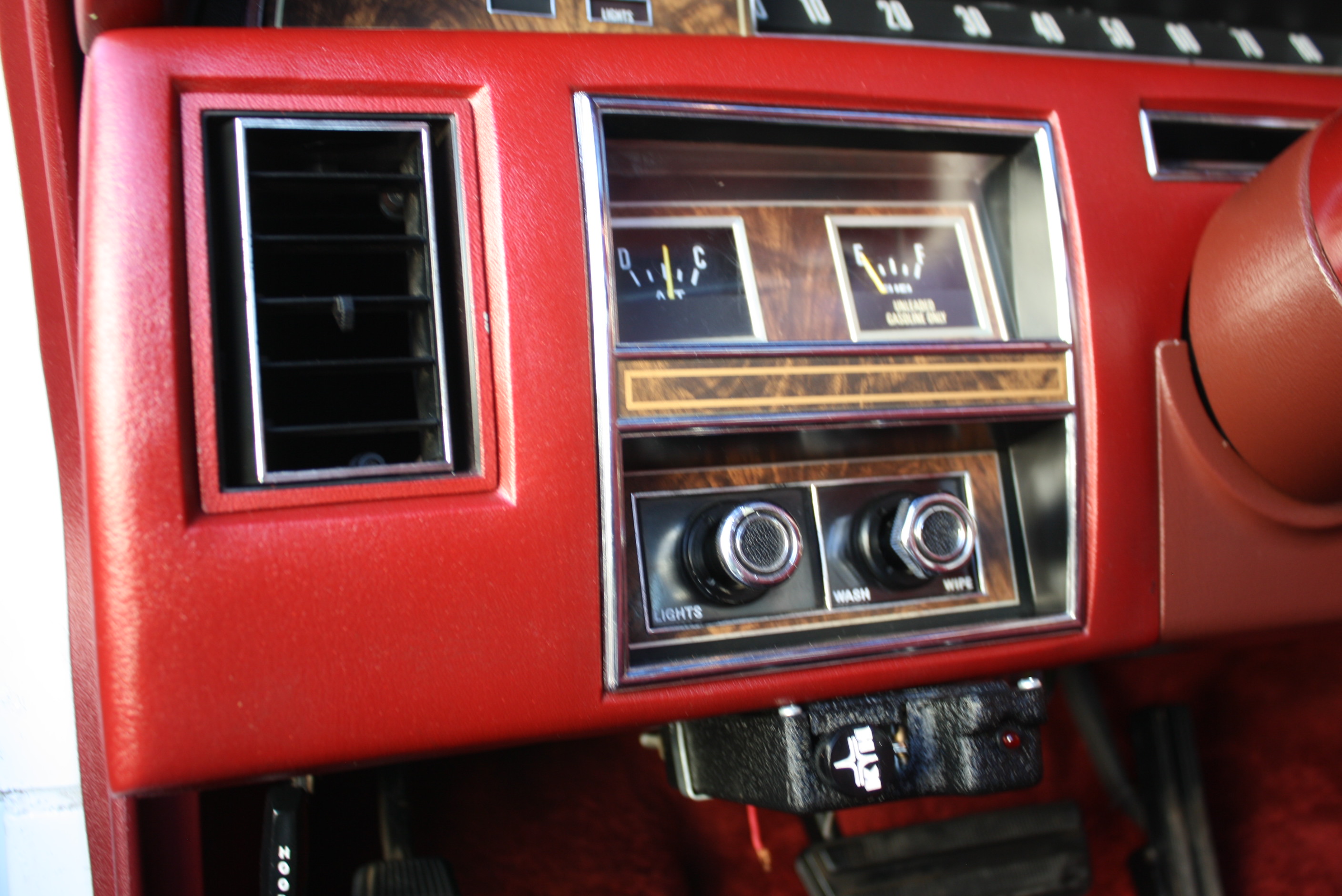 1977 Lincoln Town Coupe