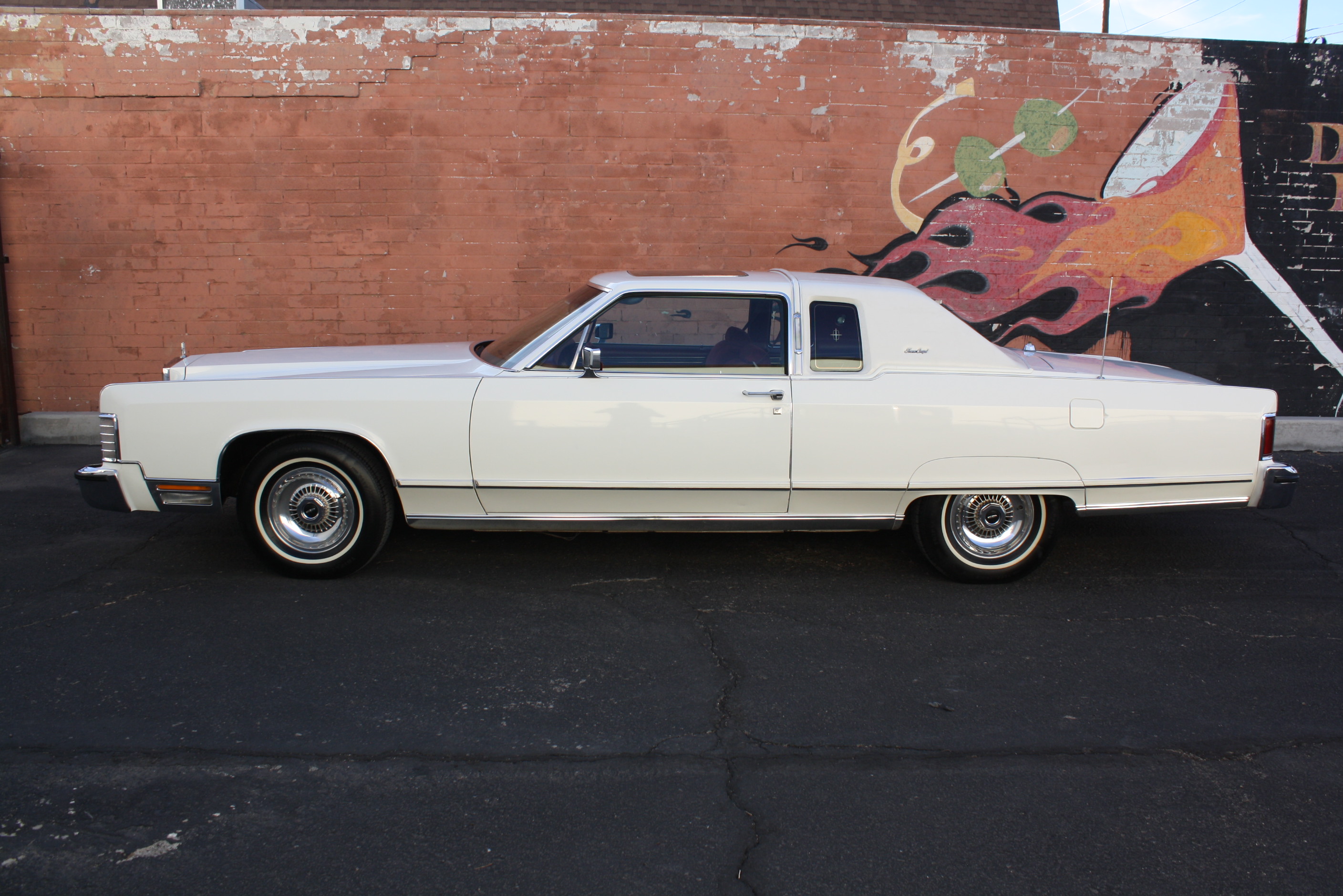 1977 Lincoln Town Coupe