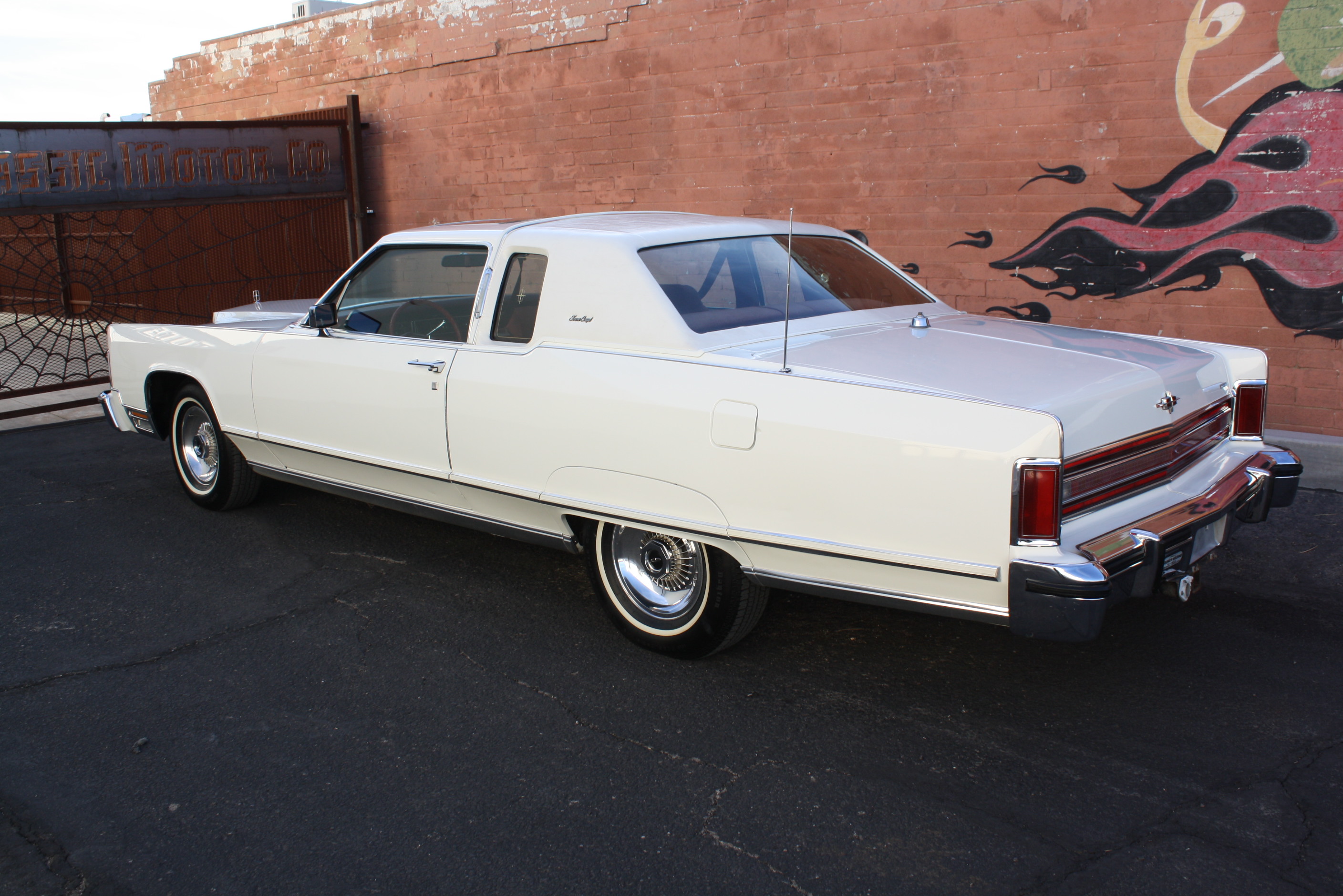 1977 Lincoln Town Coupe