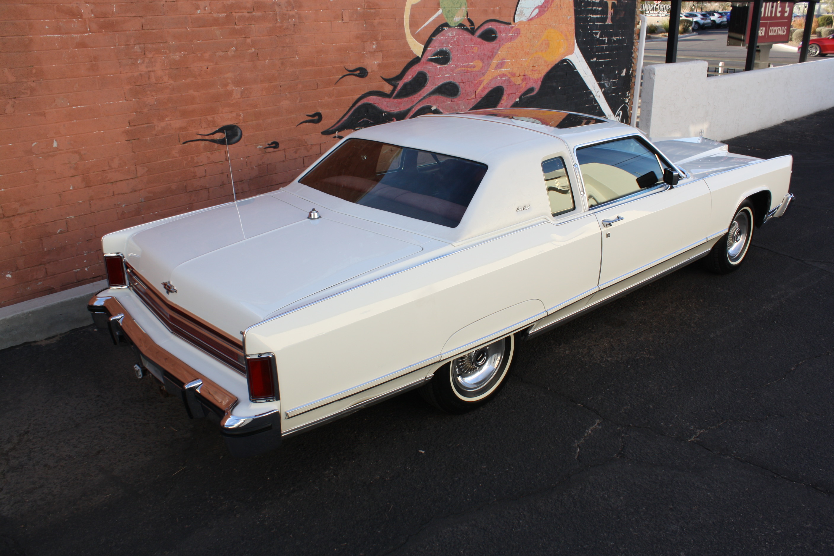 1977 Lincoln Town Coupe
