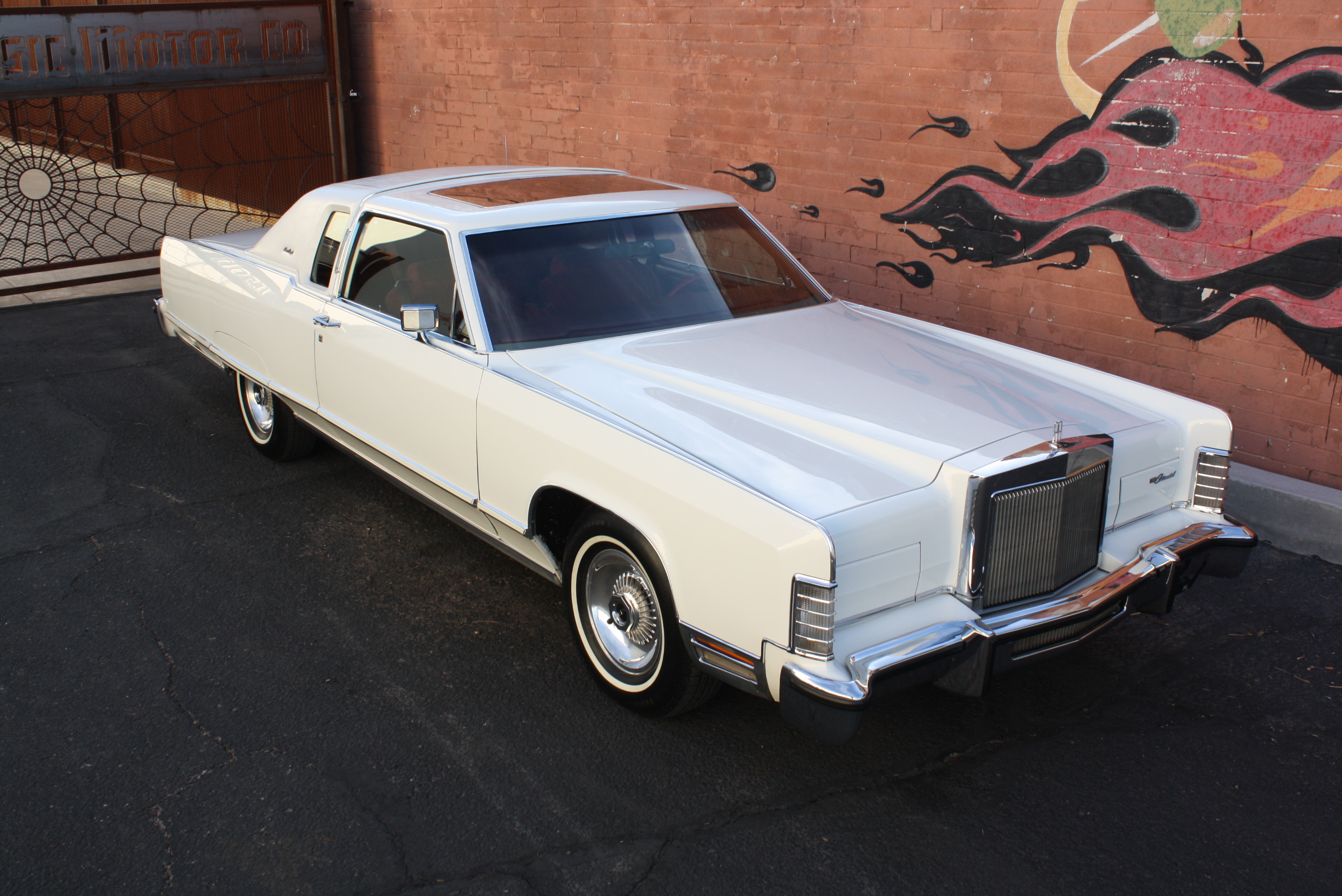 1977 Lincoln Town Coupe