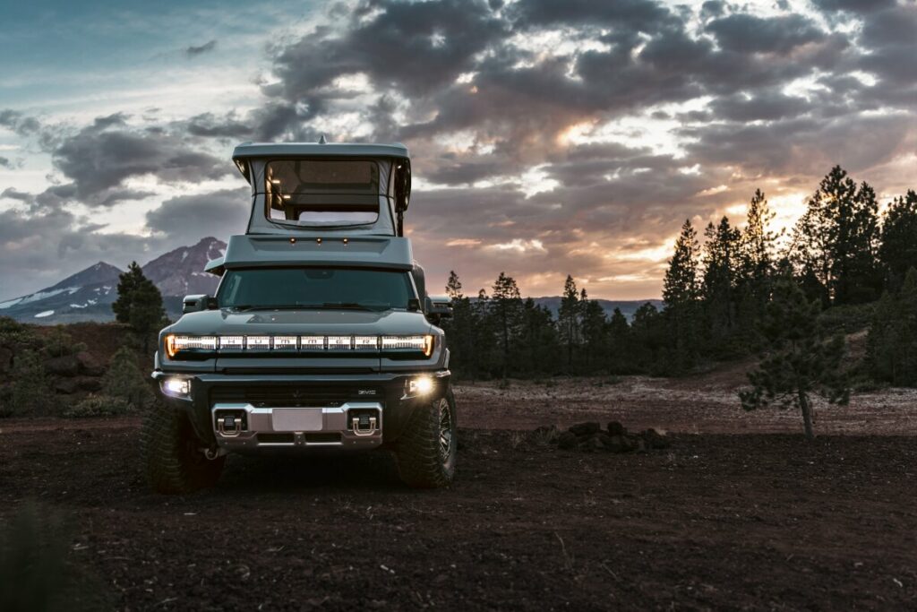 2022 Hummer EarthCruiser