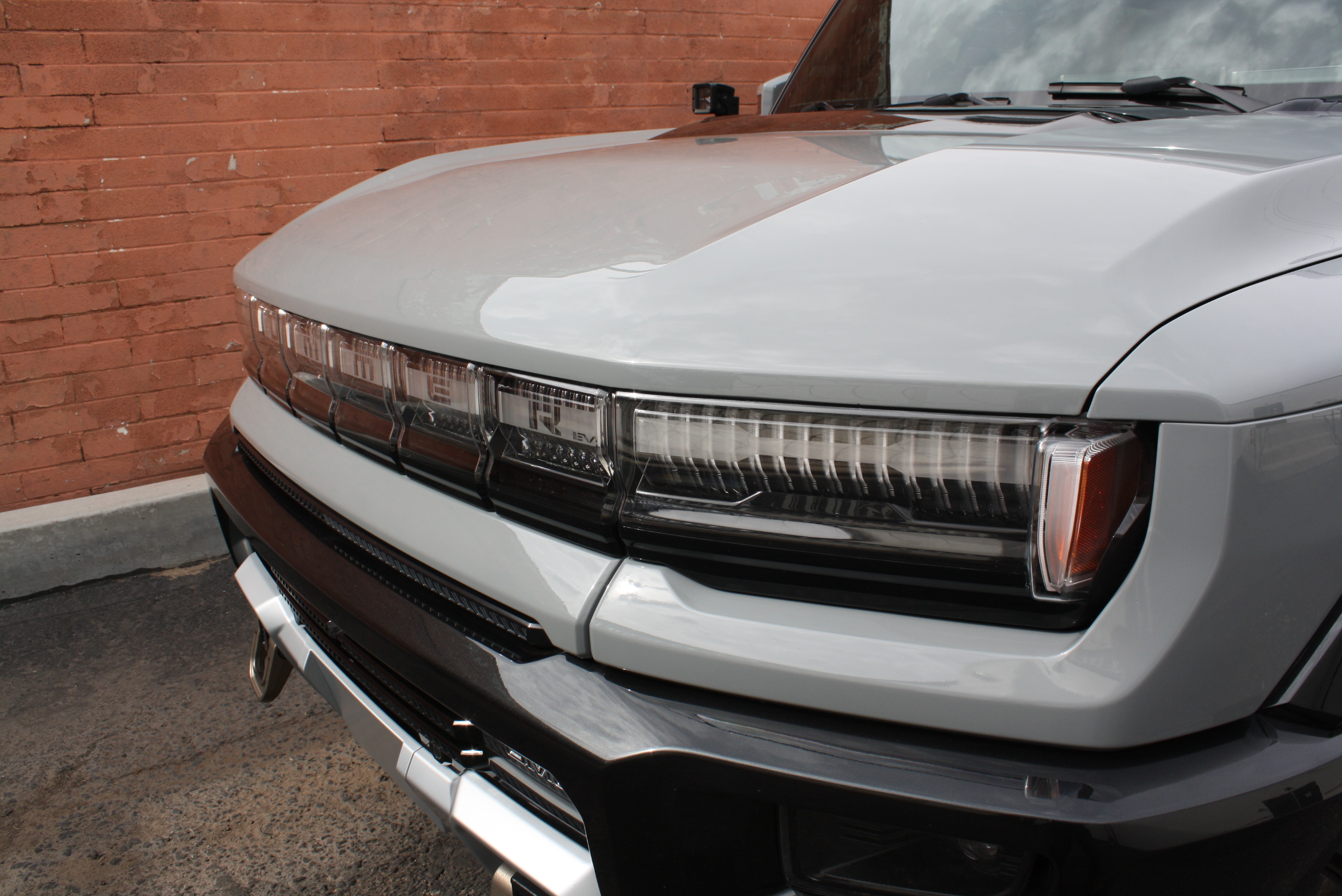 2022 Hummer EarthCruiser