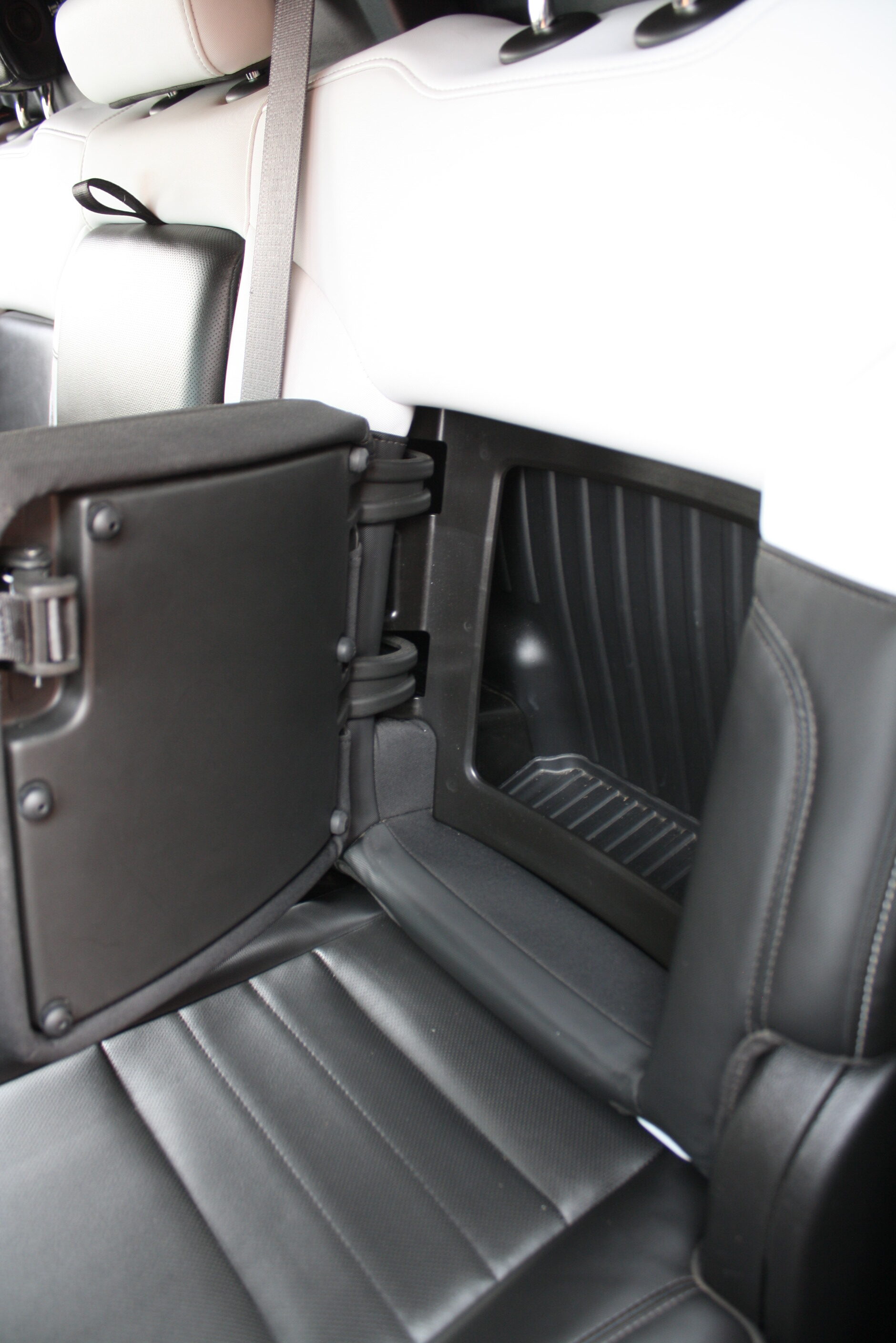 2022 Hummer EarthCruiser