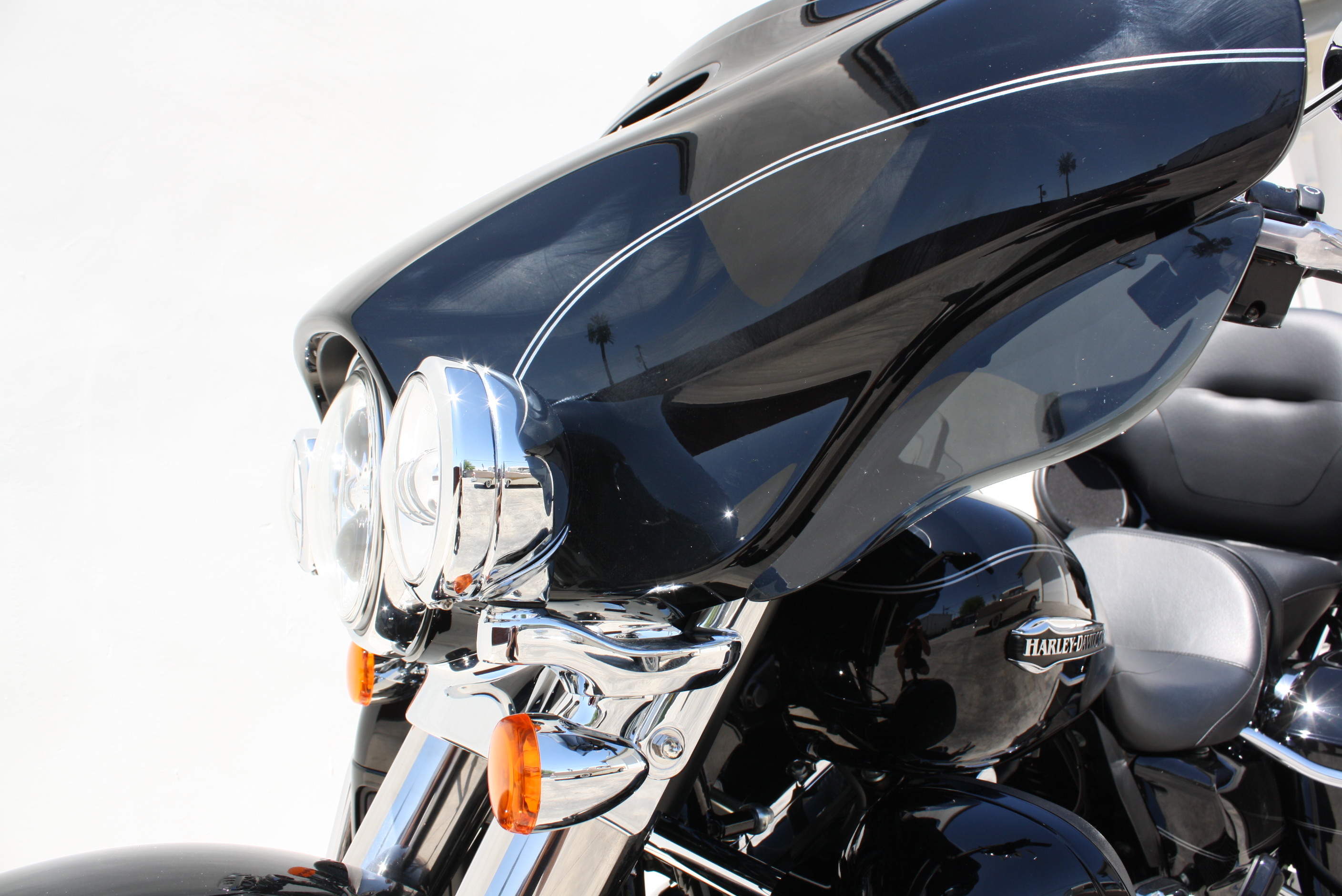 2016 Harley Davidson Street Glide Ultra Classic “Low” 1 owner 730 miles