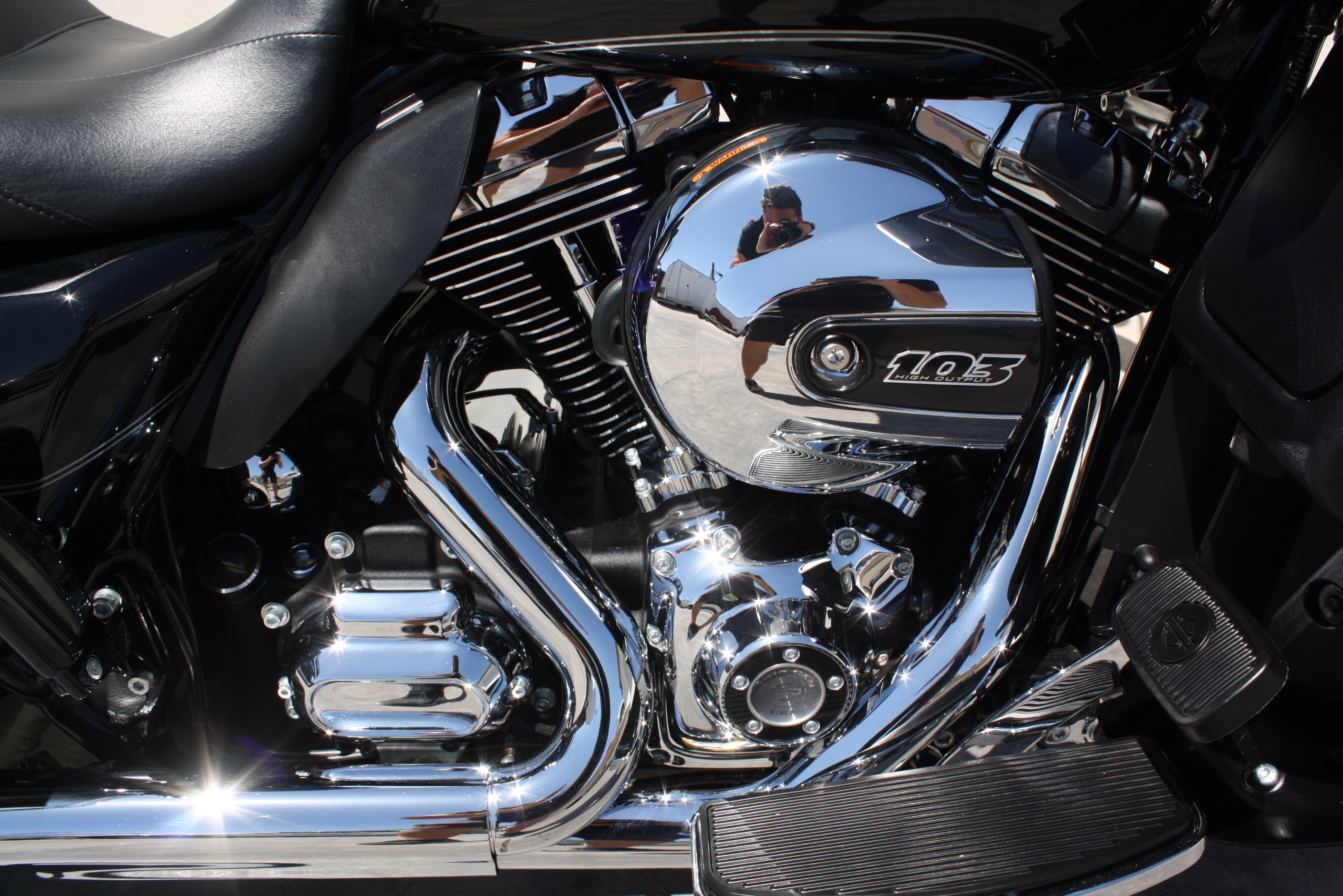 2016 Harley Davidson Street Glide Ultra Classic “Low” 1 owner 730 miles