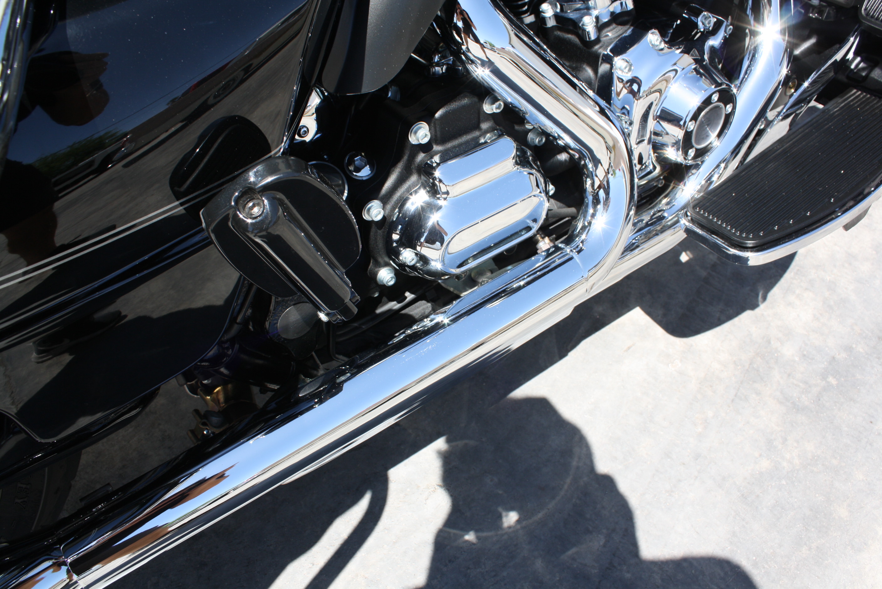 2016 Harley Davidson Street Glide Ultra Classic “Low” 1 owner 730 miles